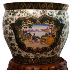 Chinese Canton Vintage Enamel Gilt Dark-Green-Ground Jardinières