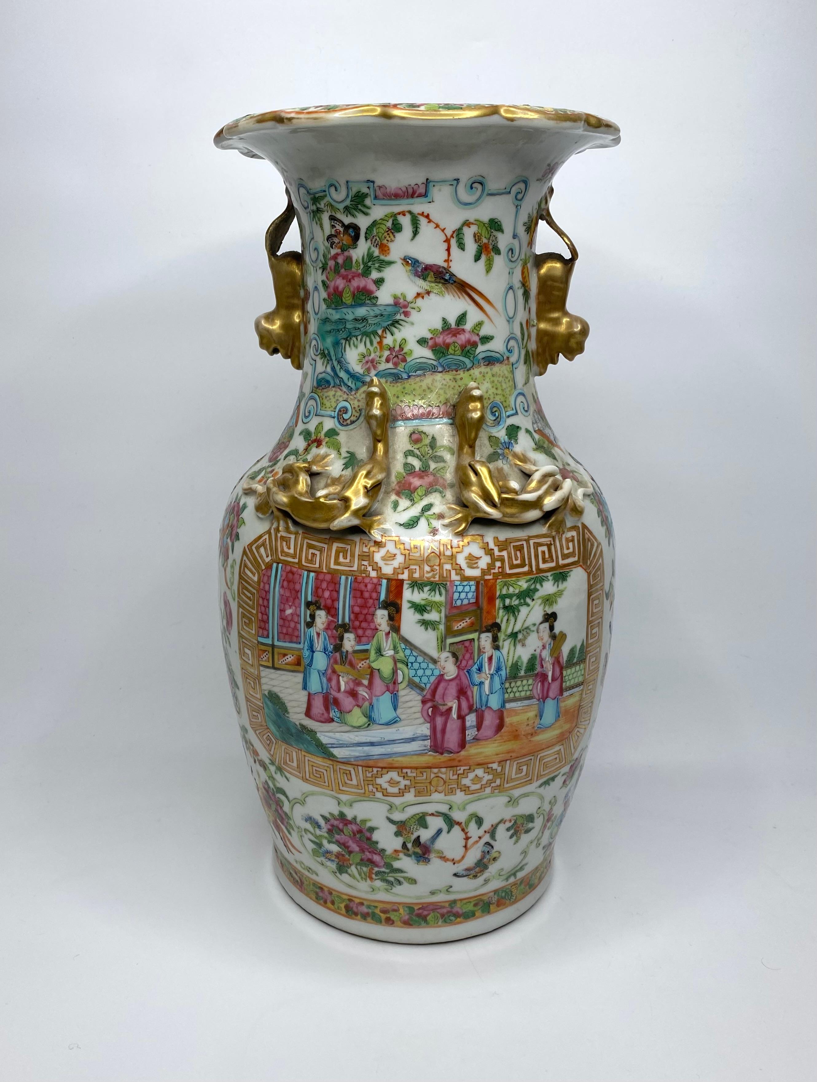 Chinese Cantonese porcelain vase, c. 1870. Qing Dynasty. 6