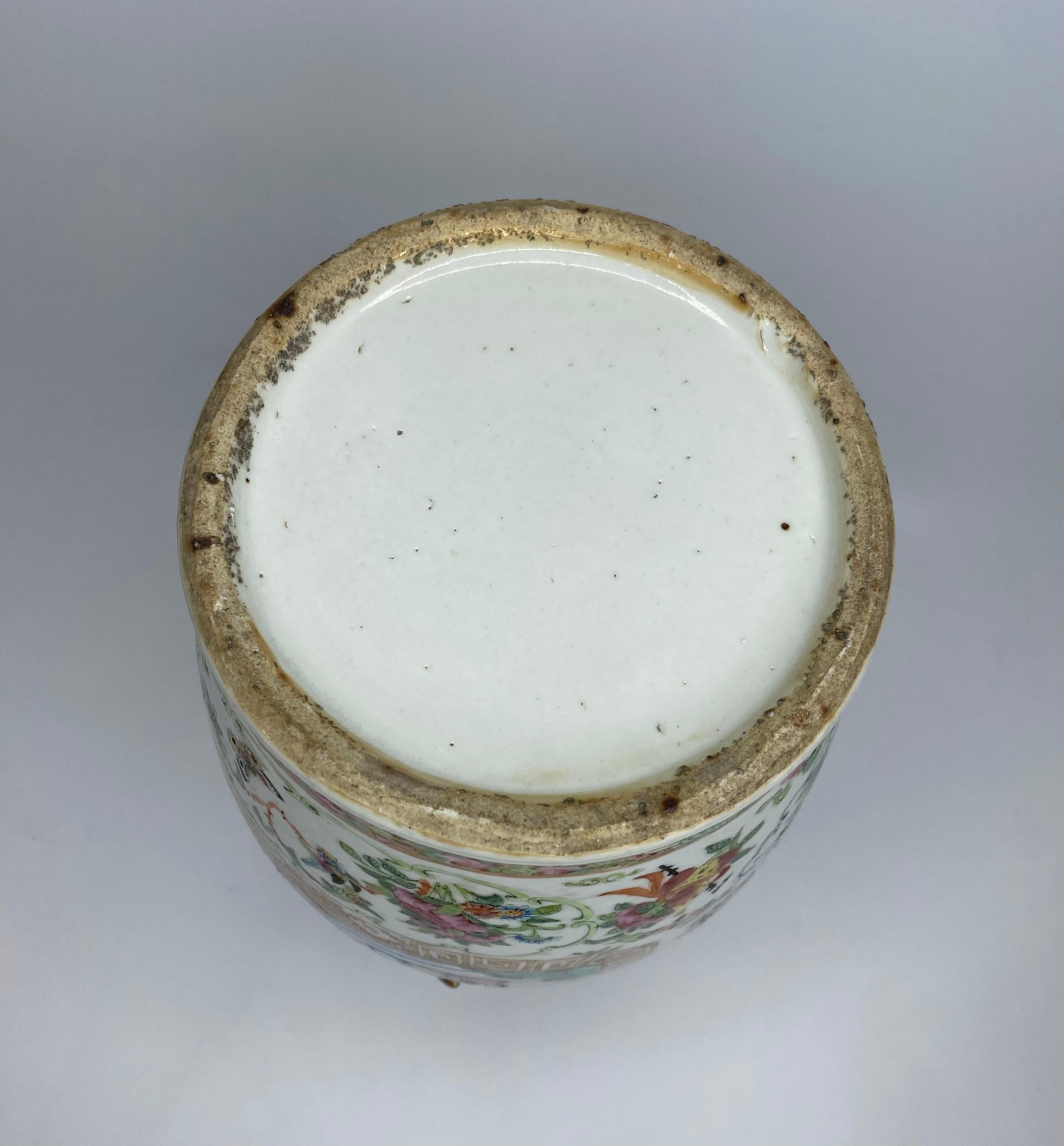 Chinese Cantonese porcelain vase, c. 1870. Qing Dynasty. 8
