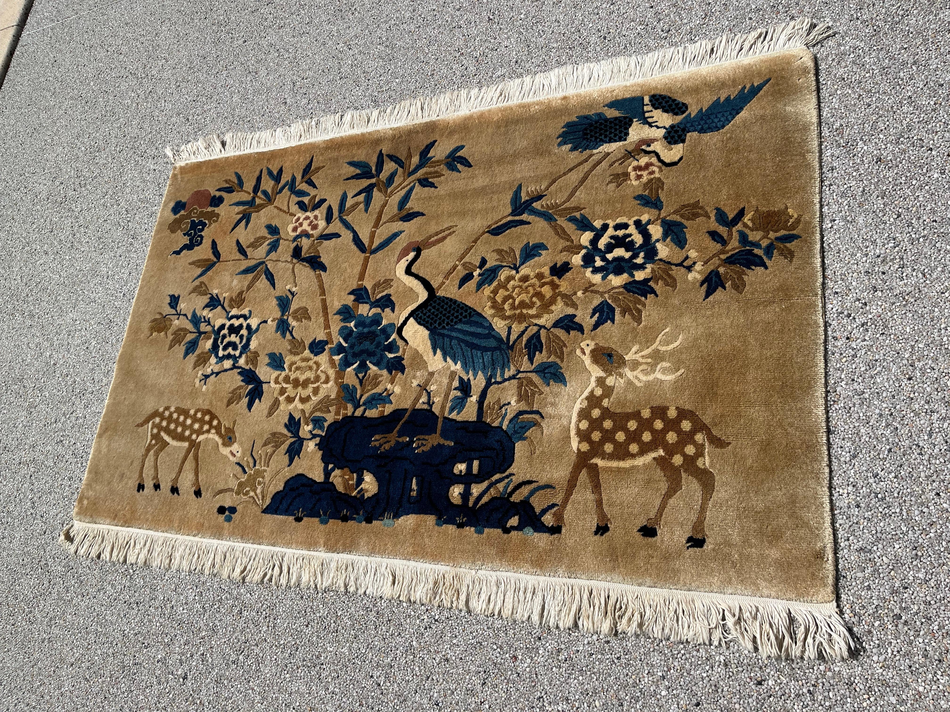 Chinese rug, Beijing Early 20th century, China.

Pretty little Beijing rug from the 20th century called 