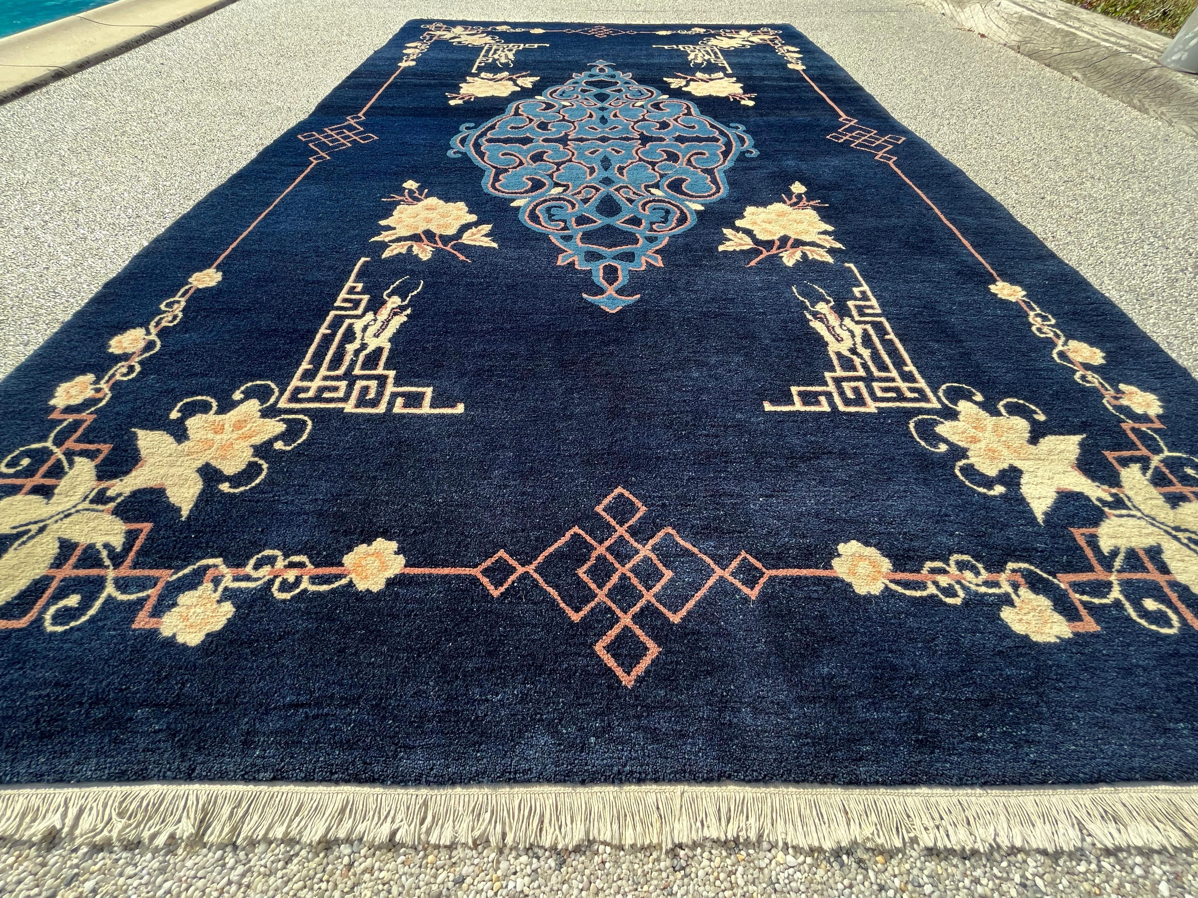 Chinese Carpet, Beijing, Royal Blue Beijing In Good Condition For Sale In RÉDING, FR