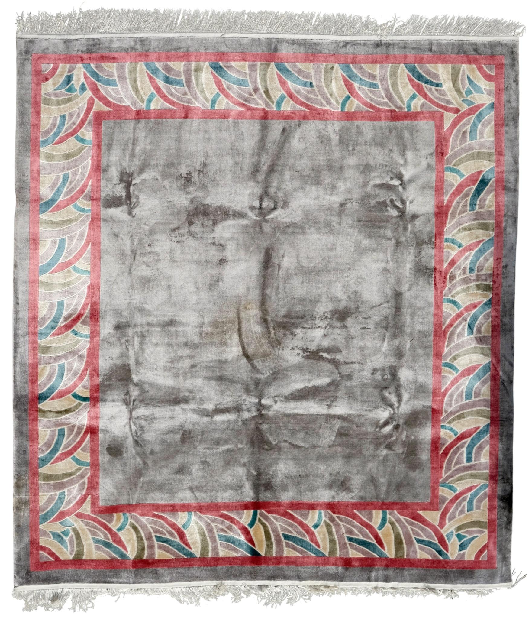 Chinese carpet

Chinese silk carpets from the 1980s are often masterpieces of craftsmanship, characterized by their exceptional quality and attention to detail. During this period, the carpets were best known for their ornate patterns, bright colors