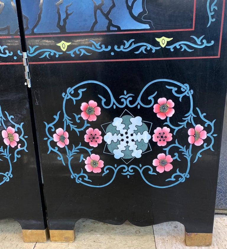 Chinese Carved Black Lacquered Four-Panel Screen Room Divider In Good Condition For Sale In West Hartford, CT