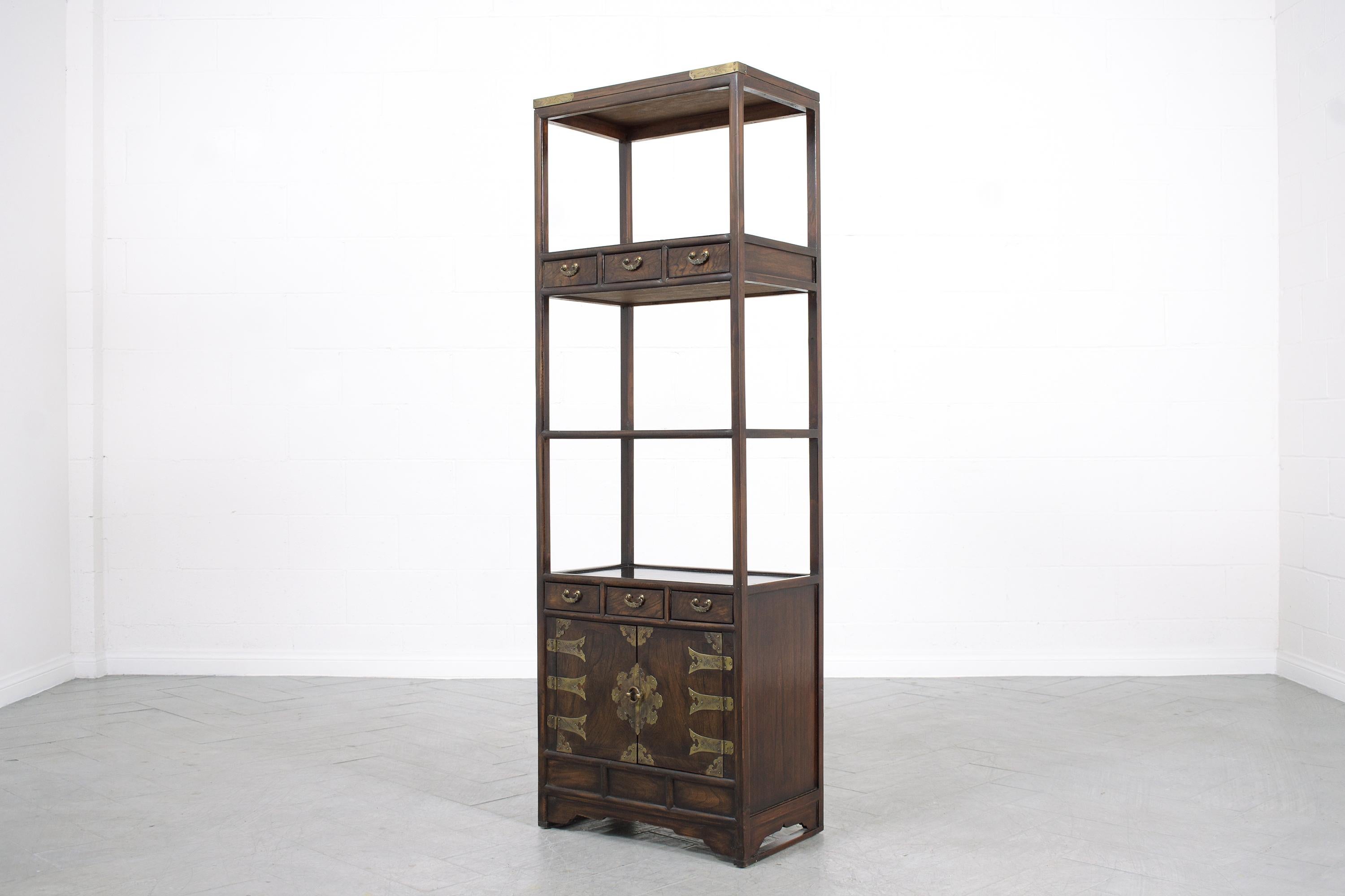 Vintage Chinese Elm Wood Bookcase: A Statement of Timeless Craftsmanship 4