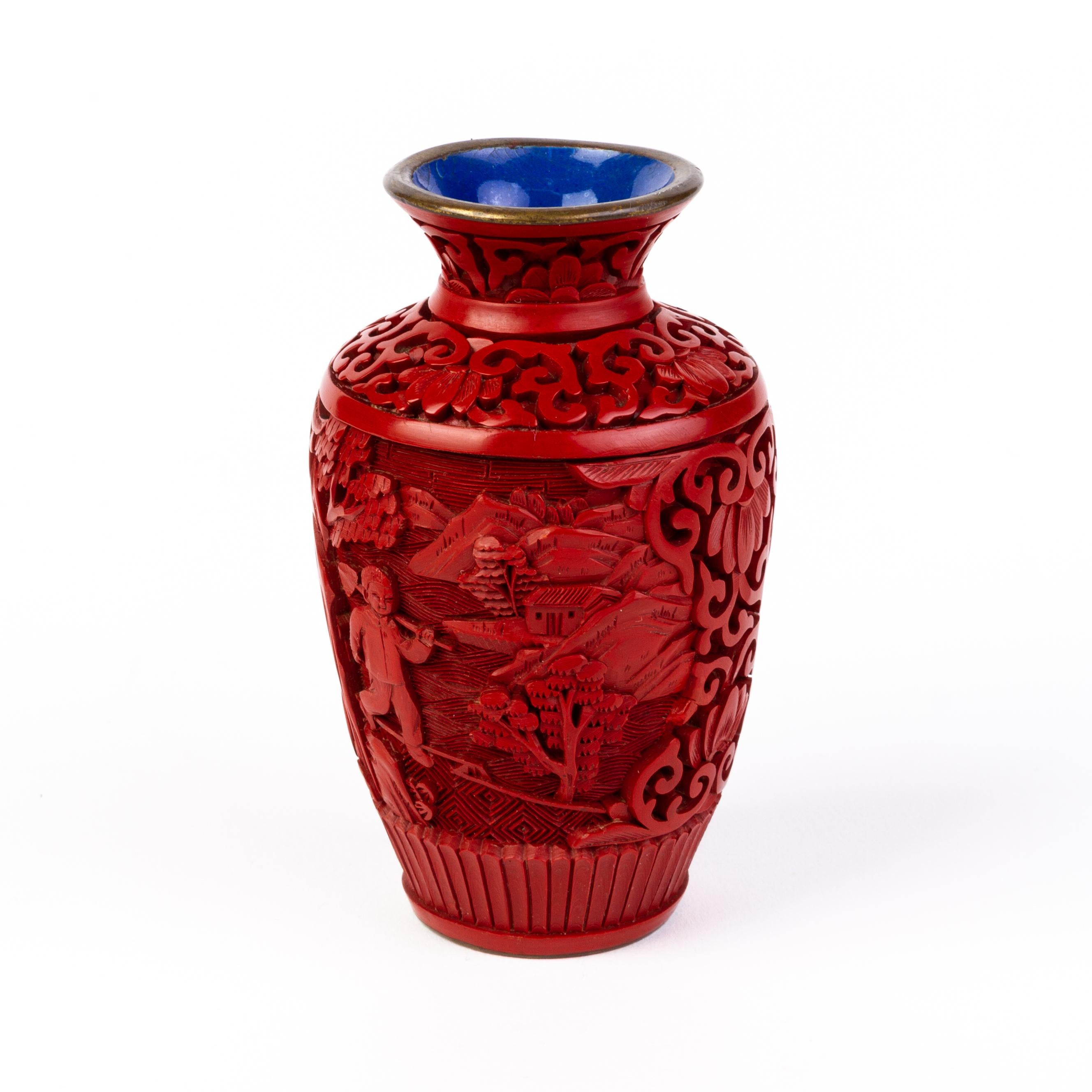 Chinese Carved Cinnabar Lacquer Vase  In Good Condition In Nottingham, GB