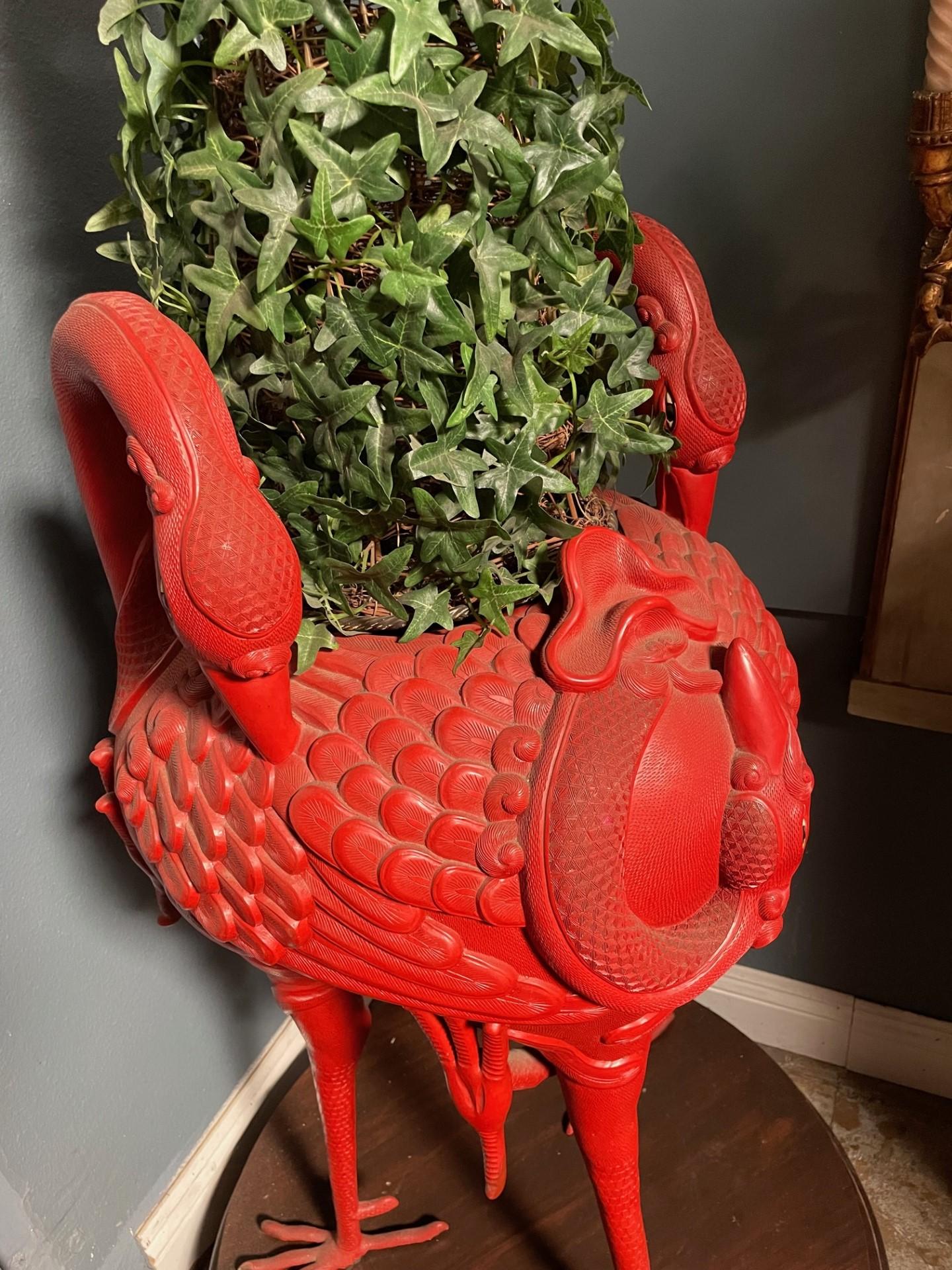 Jardinière Cinnabar sculptée chinoise en vente 8