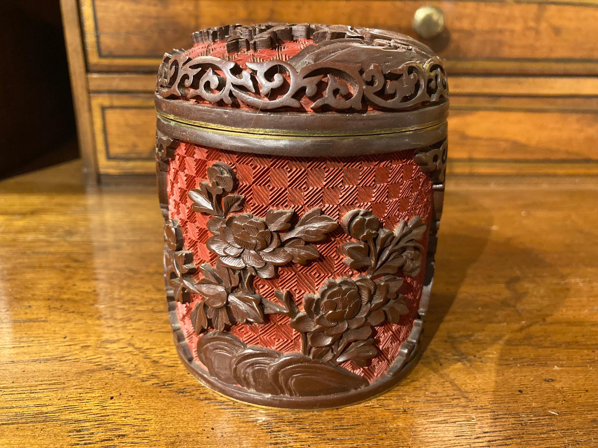 Qing Chinese Carved Cinnabar Round Lidded Box or Jar