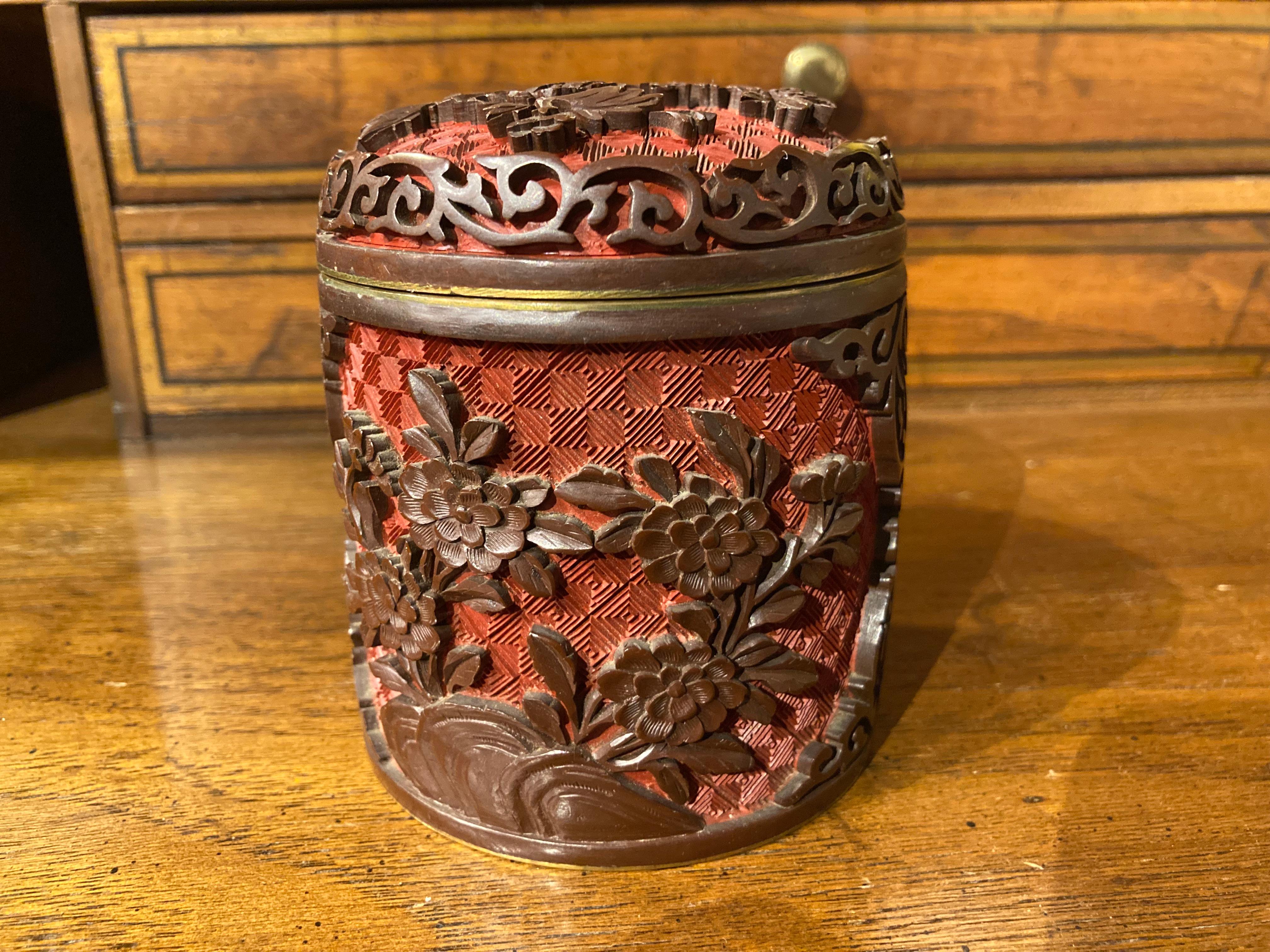 Lacquer Chinese Carved Cinnabar Round Lidded Box or Jar For Sale