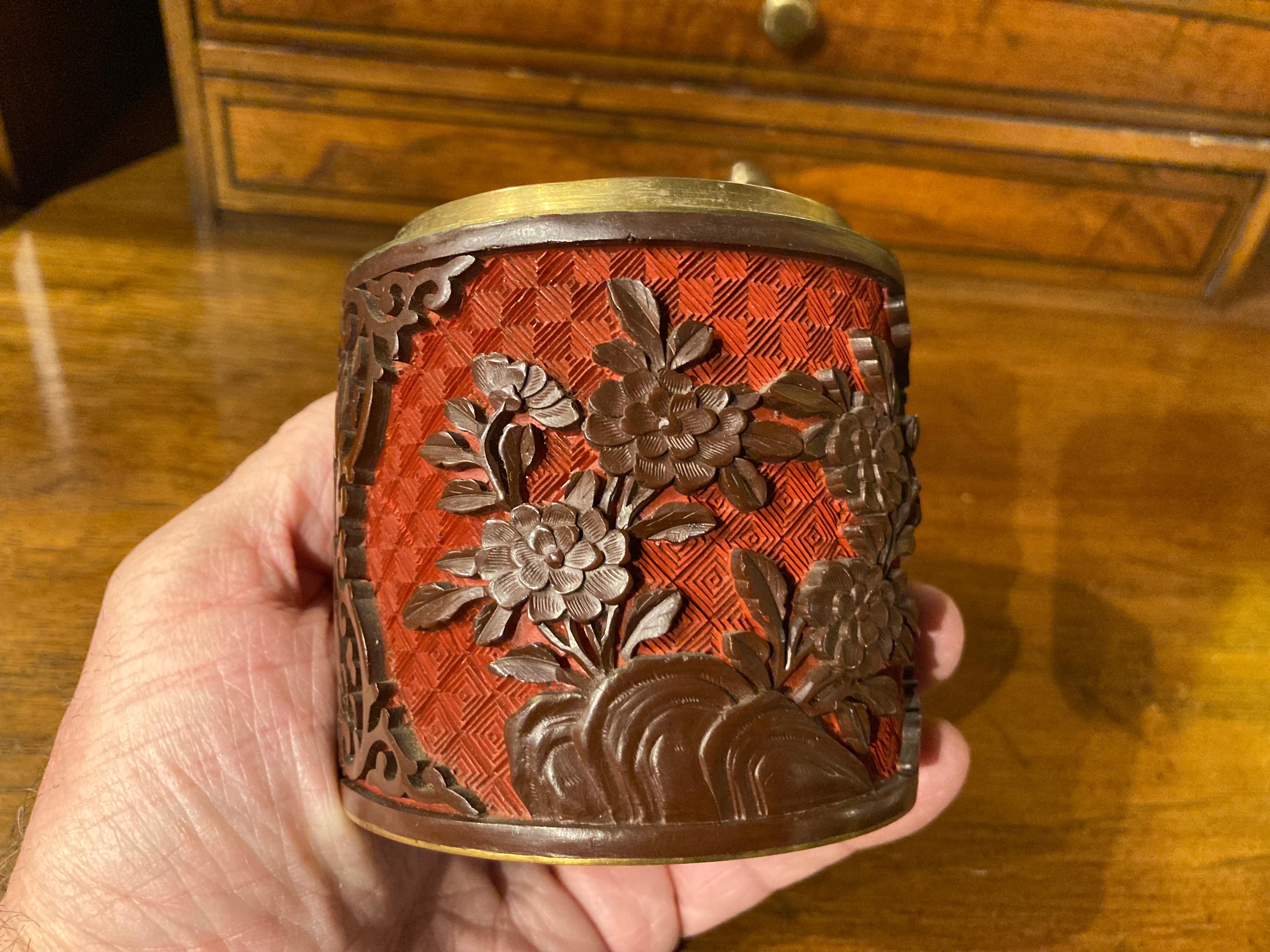 Chinese Carved Cinnabar Round Lidded Box or Jar For Sale 1