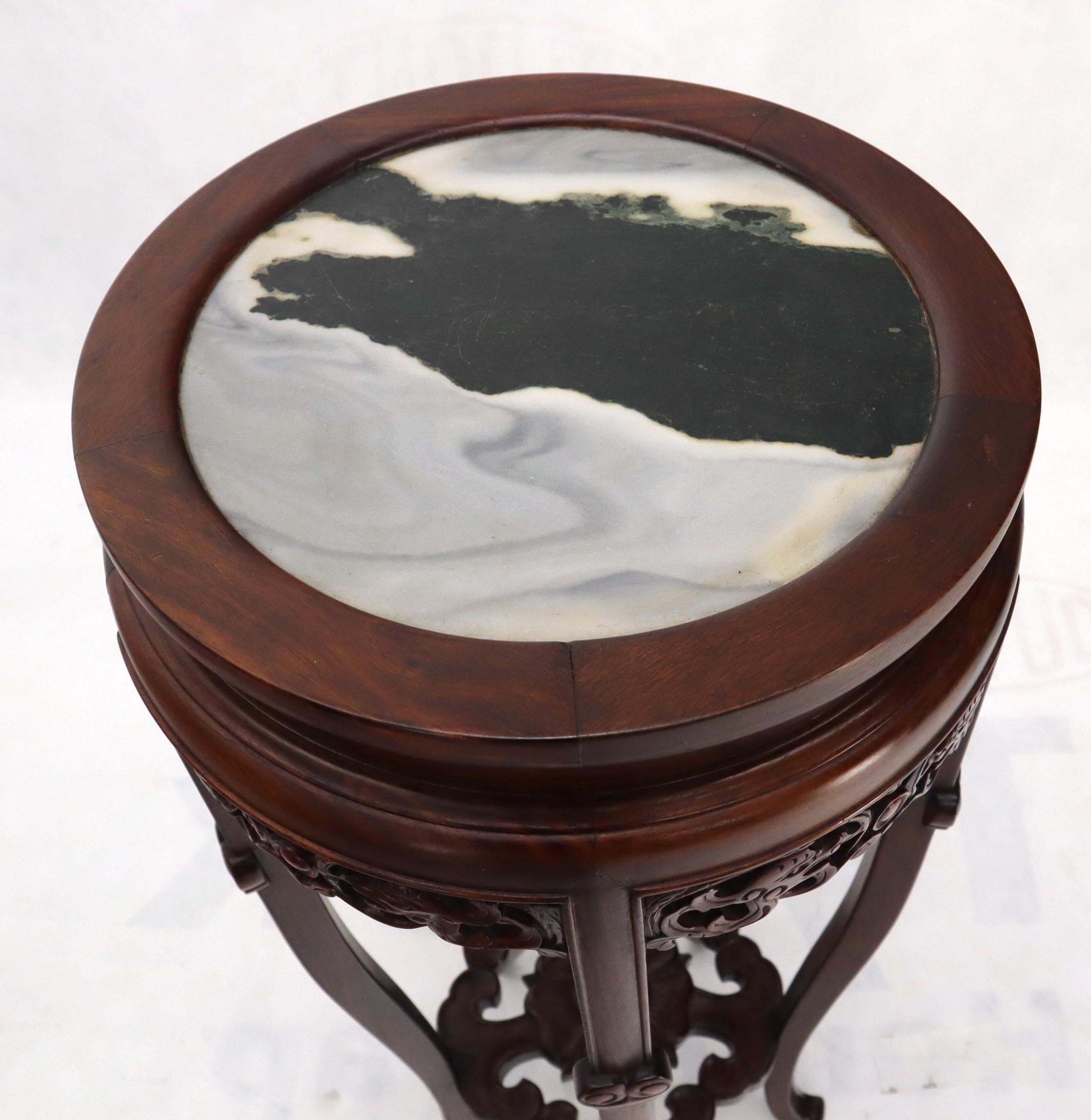 Chinese Carved Dark Rosewood Marble Top Round Stand In Good Condition For Sale In Rockaway, NJ