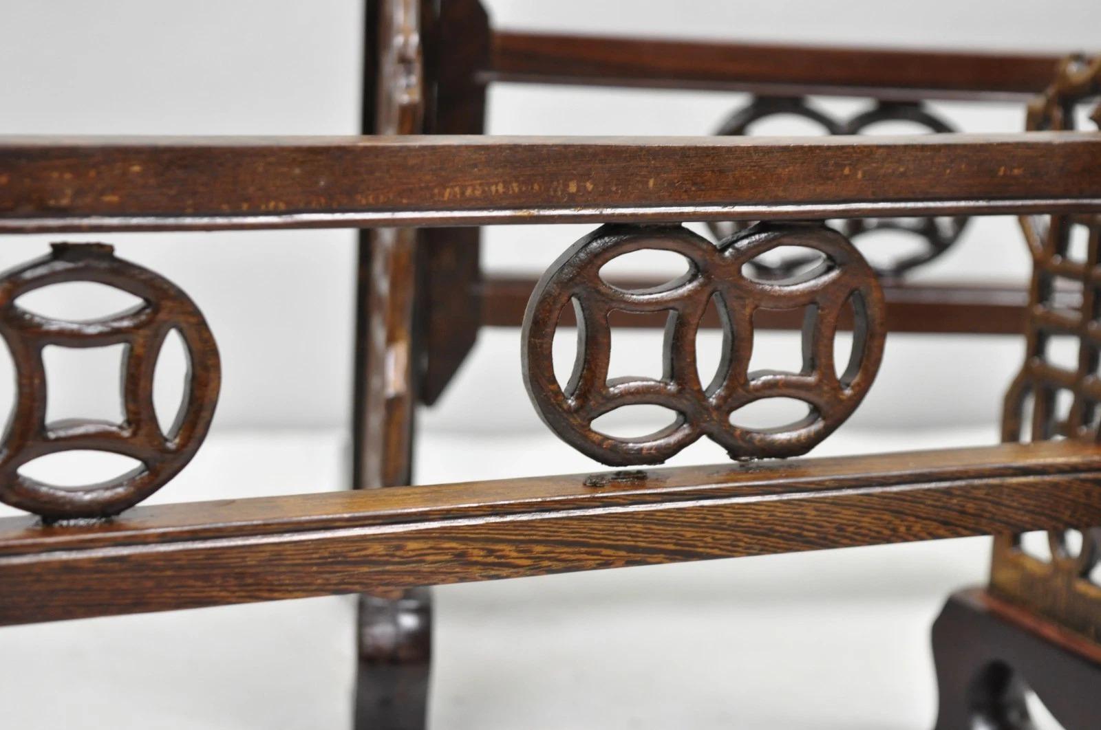 Porte-plume de calligraphie dragon chinois sculpté, support en bois de rose - une paire en vente 3