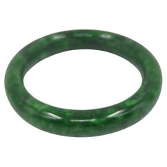 Brazalete chino tallado de cloromelanita verde oscura de jadeíta de grado A pequeño de 50 mm de diámetro interior