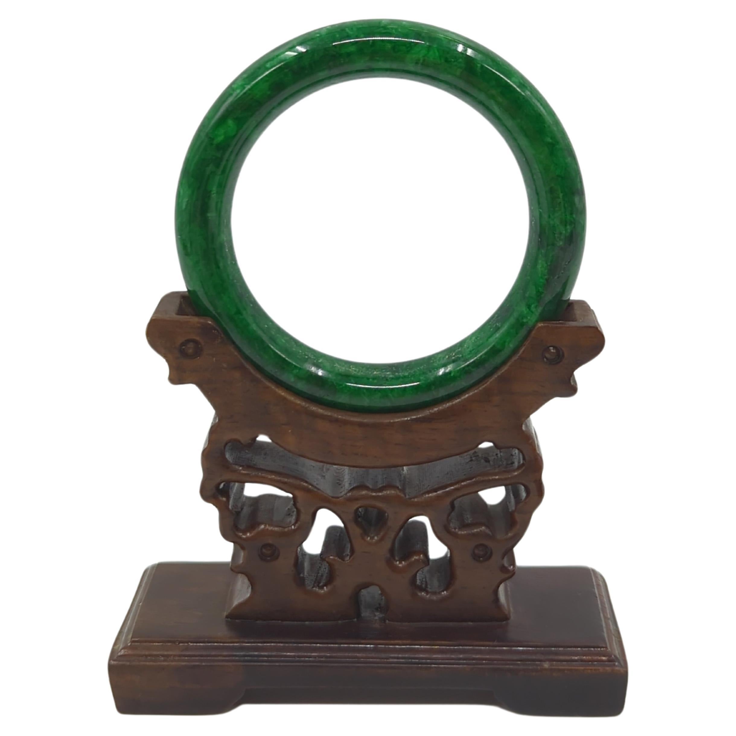 carved jade bangle
