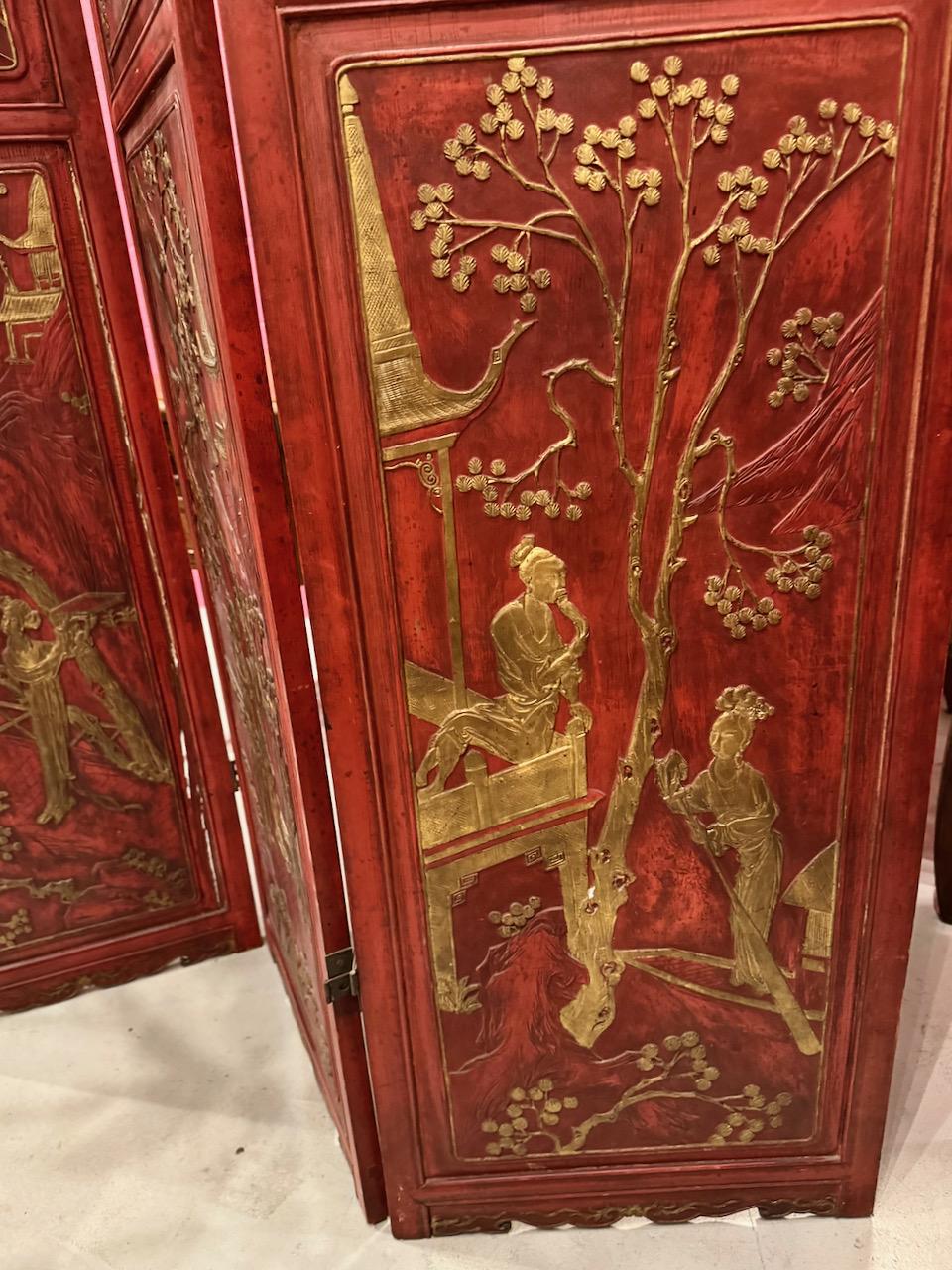 Chinesisch geschnitzte vergoldete Wood Panels oder Bildschirm, 19. im Zustand „Gut“ im Angebot in Pasadena, CA
