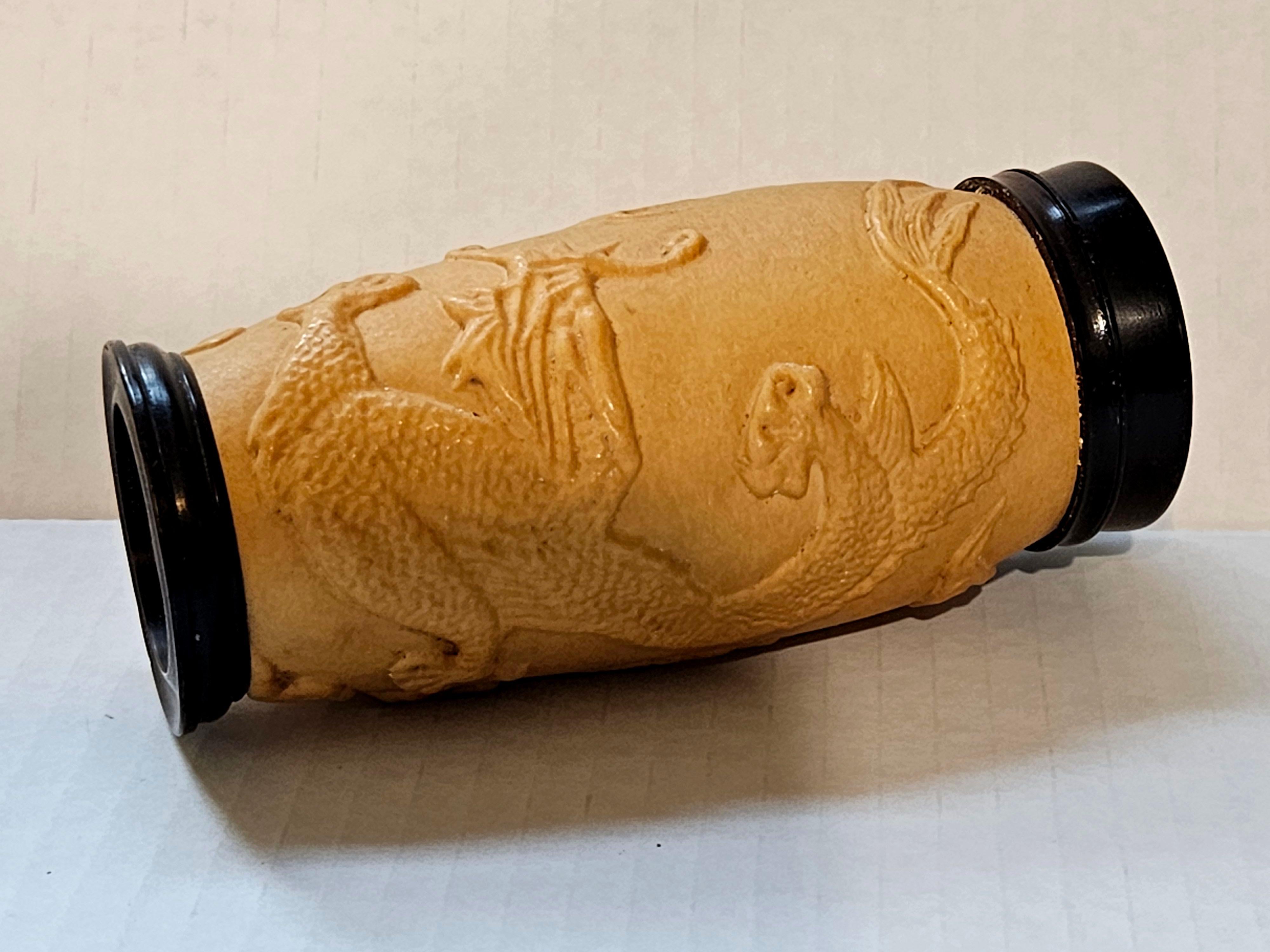 Chinese Carved Gourd Cricket Cage and a Modeled Cricket For Sale 12