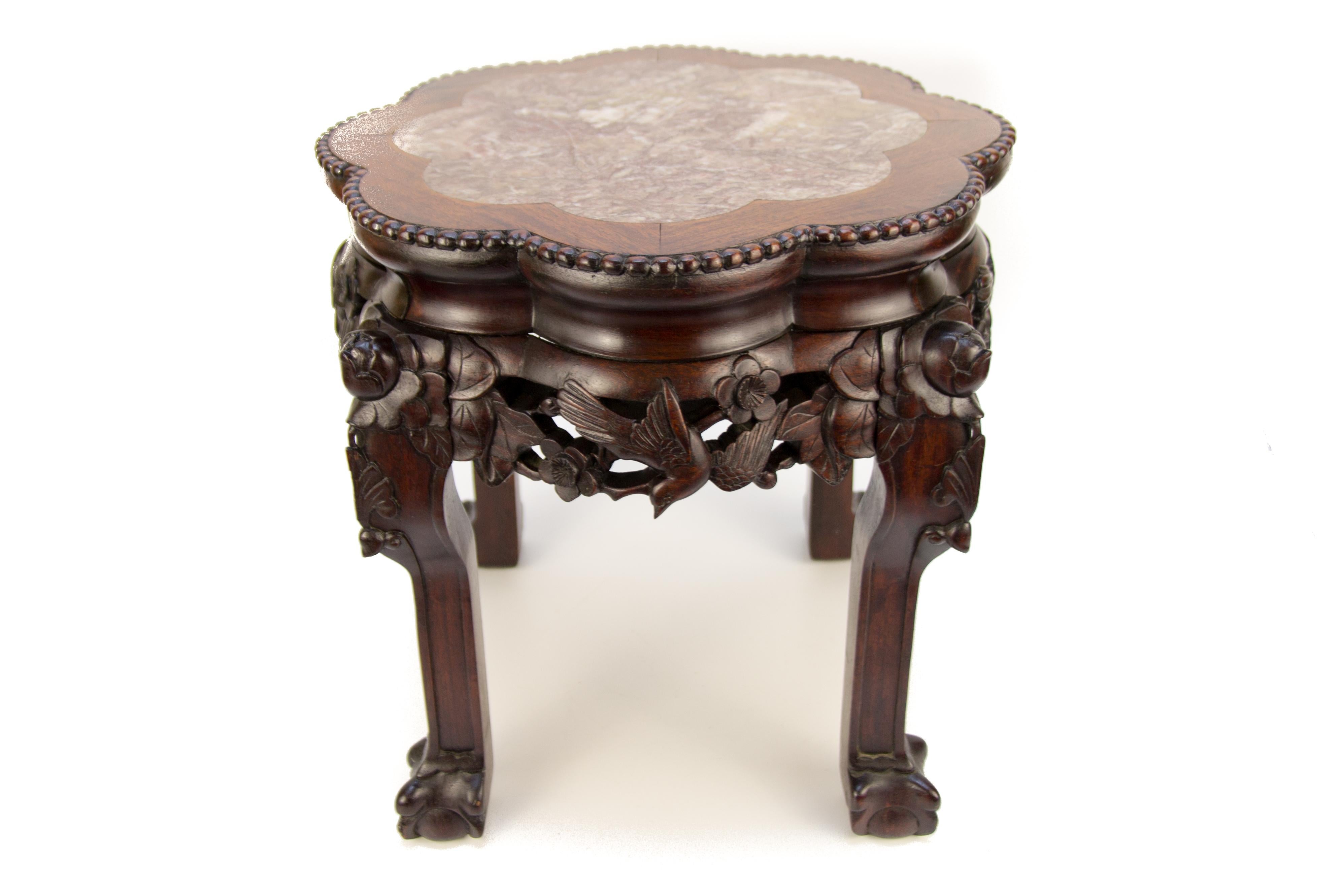 Chinese Carved Hardwood Pot Stand with Shaped Marble Inlaid Top In Good Condition In Barntrup, DE