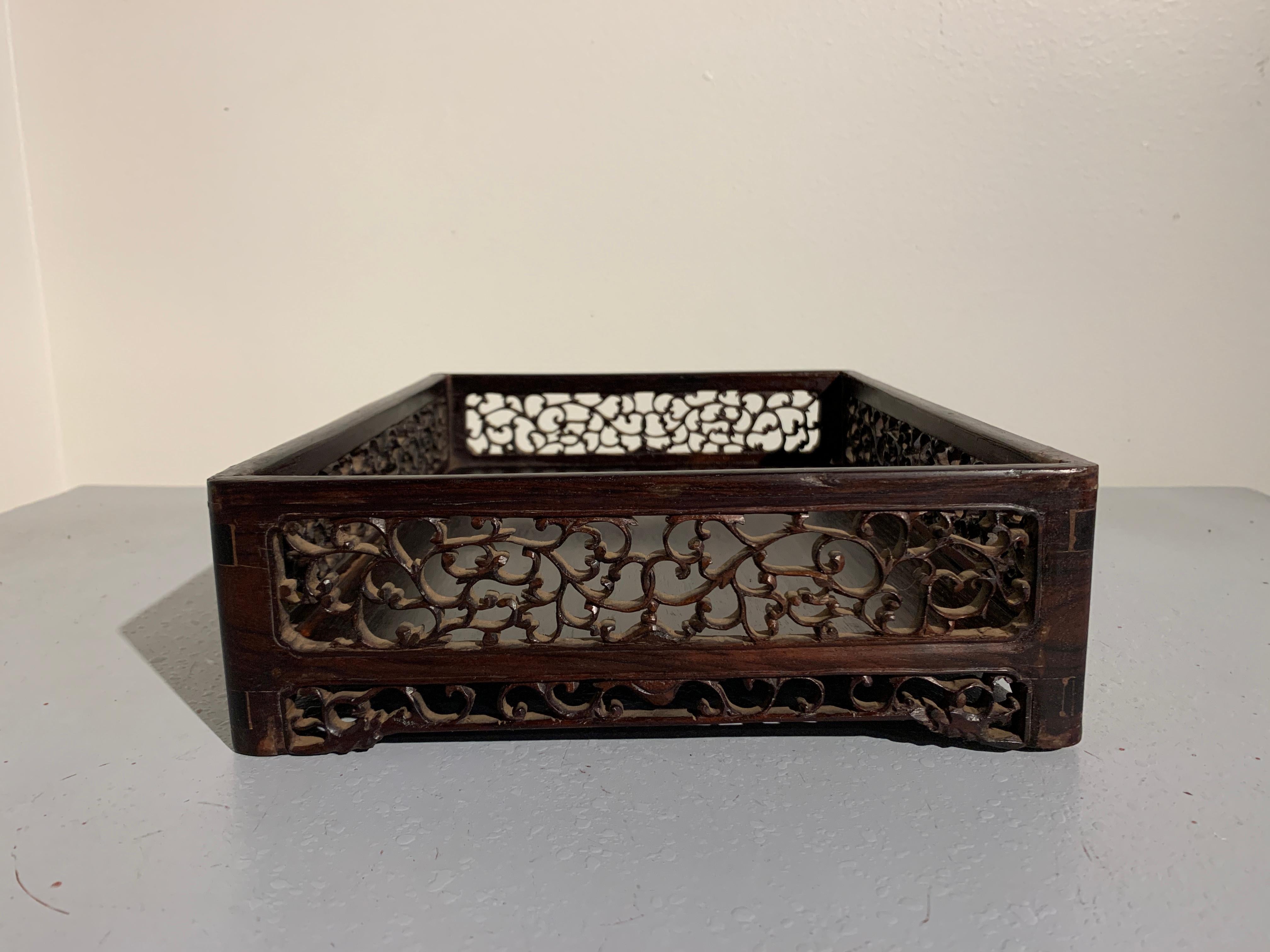 Chinese Carved Hardwood Scholar's Tray, Qing Dynasty, 19th Century, China In Good Condition For Sale In Austin, TX