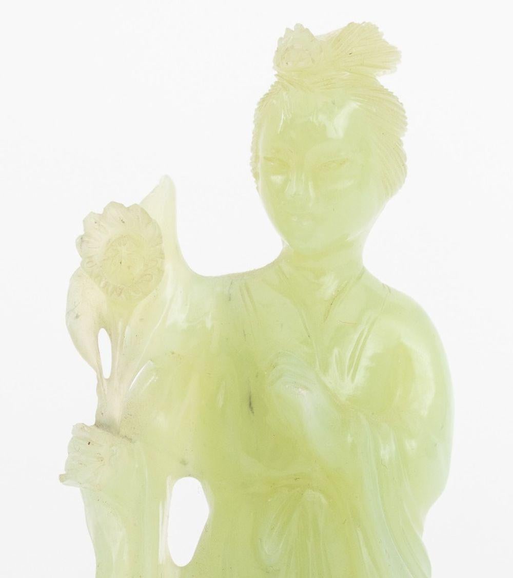 Sculptures chinoises en jade et corail, 4 Bon état - En vente à Astoria, NY