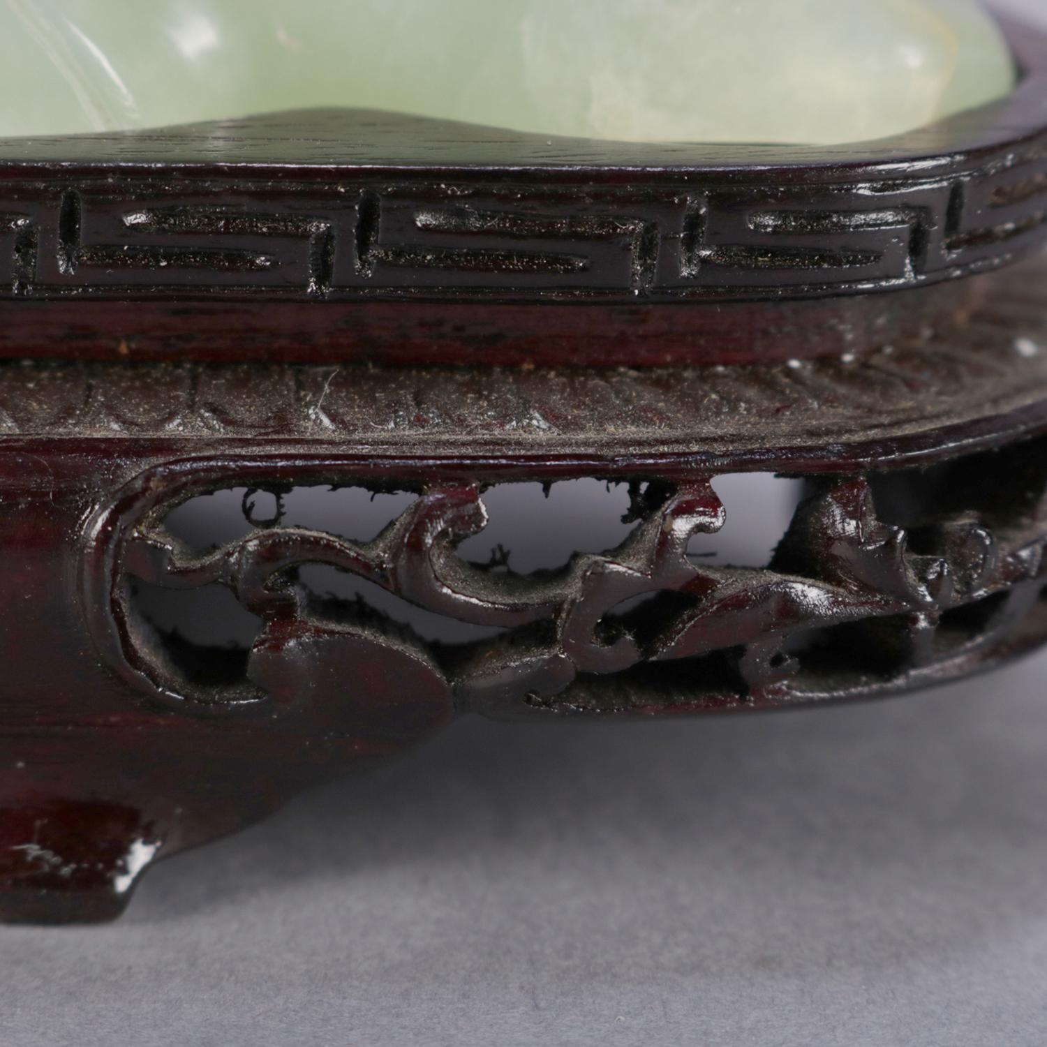Chinese Carved Jade Figural Grouping of Birds, Pheasant & Sparrow, 20th Century In Good Condition In Big Flats, NY