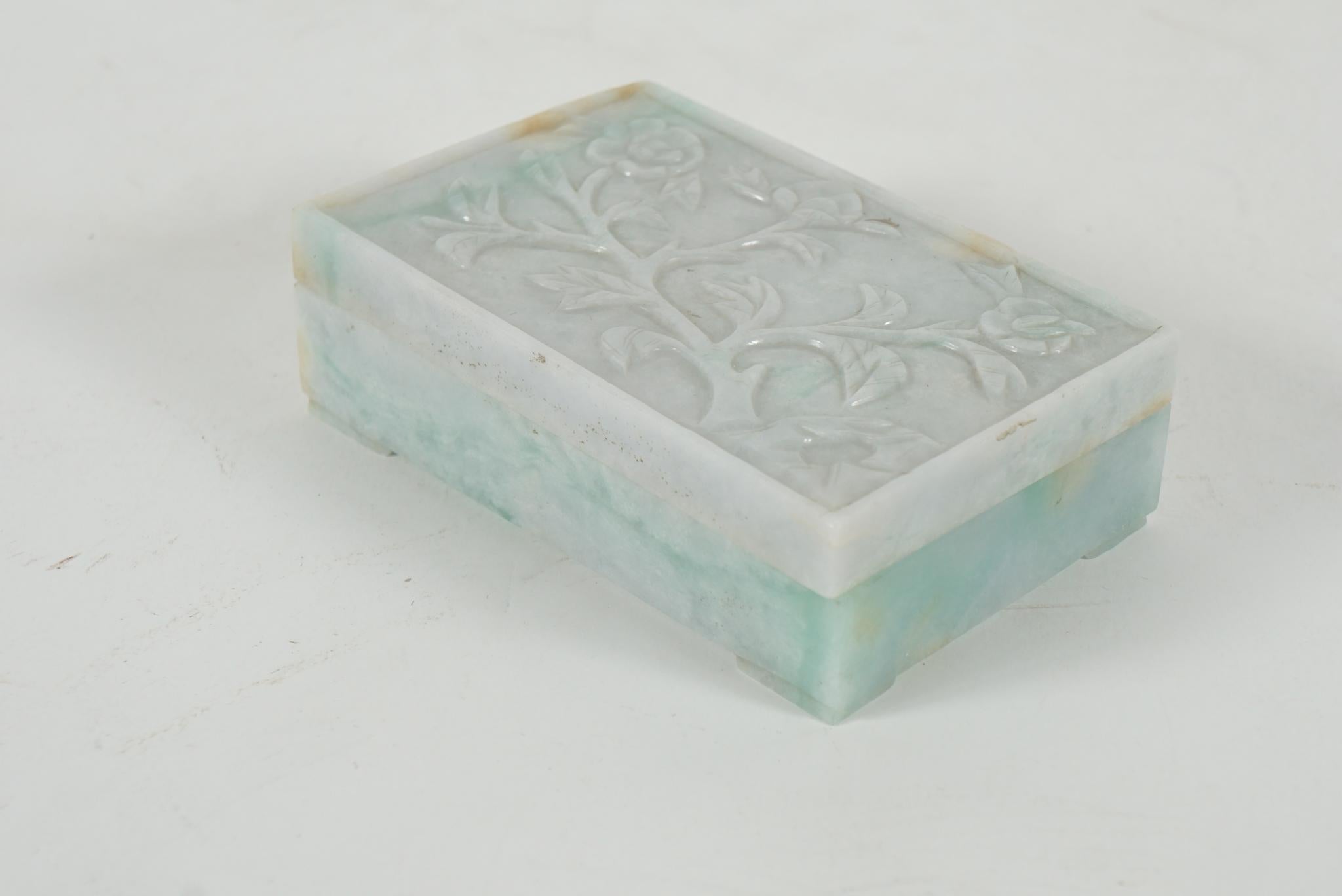20th Century Chinese Carved Jadeite Cigarette Box and Cover For Sale