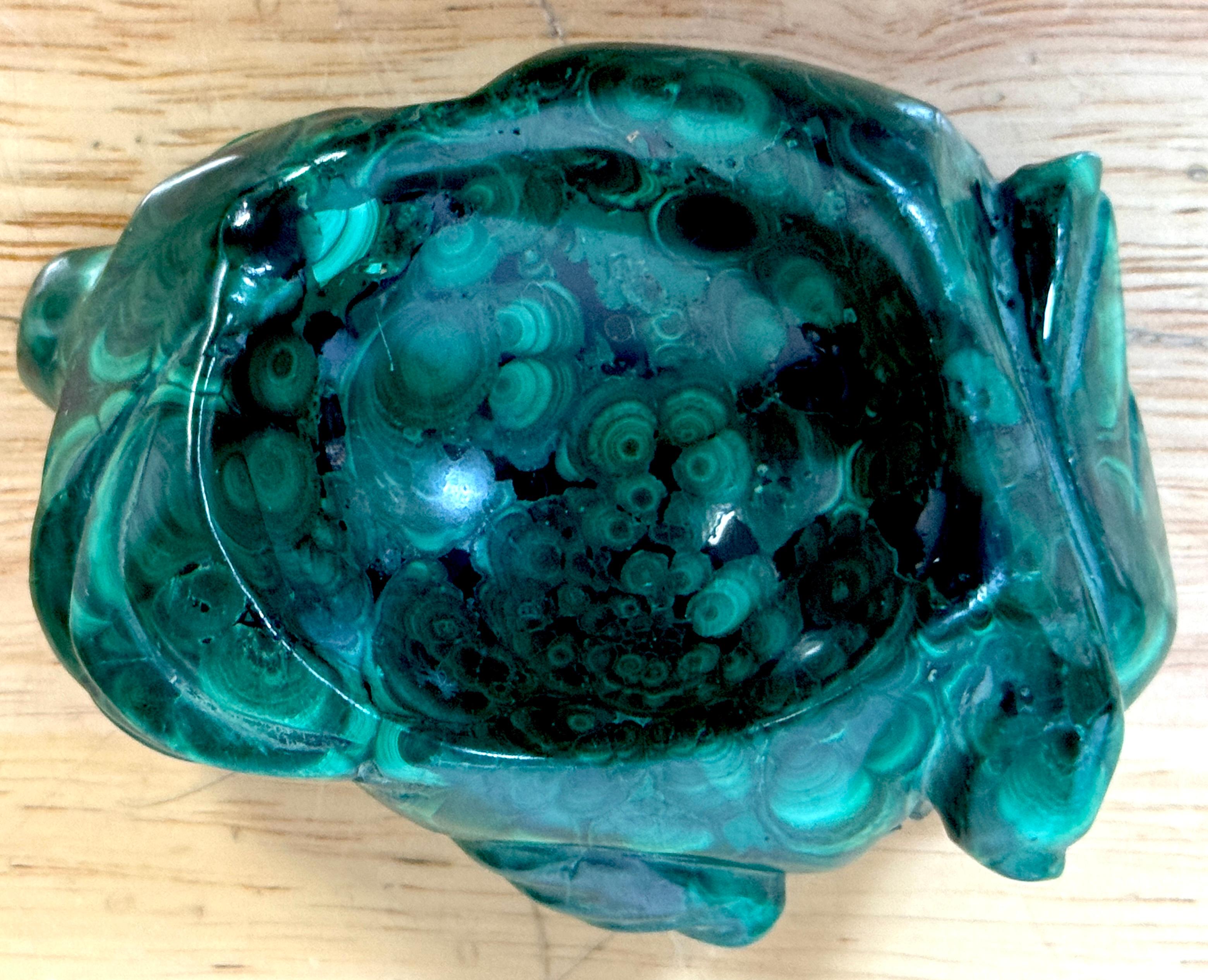 Chinese Carved Malachite Scholar’s Brush Washer in the Form of a Lotus Leaf For Sale 2