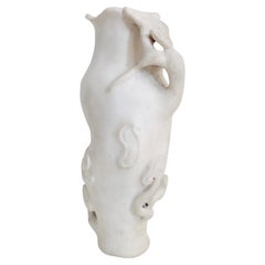 Vase chinois en marbre sculpté
