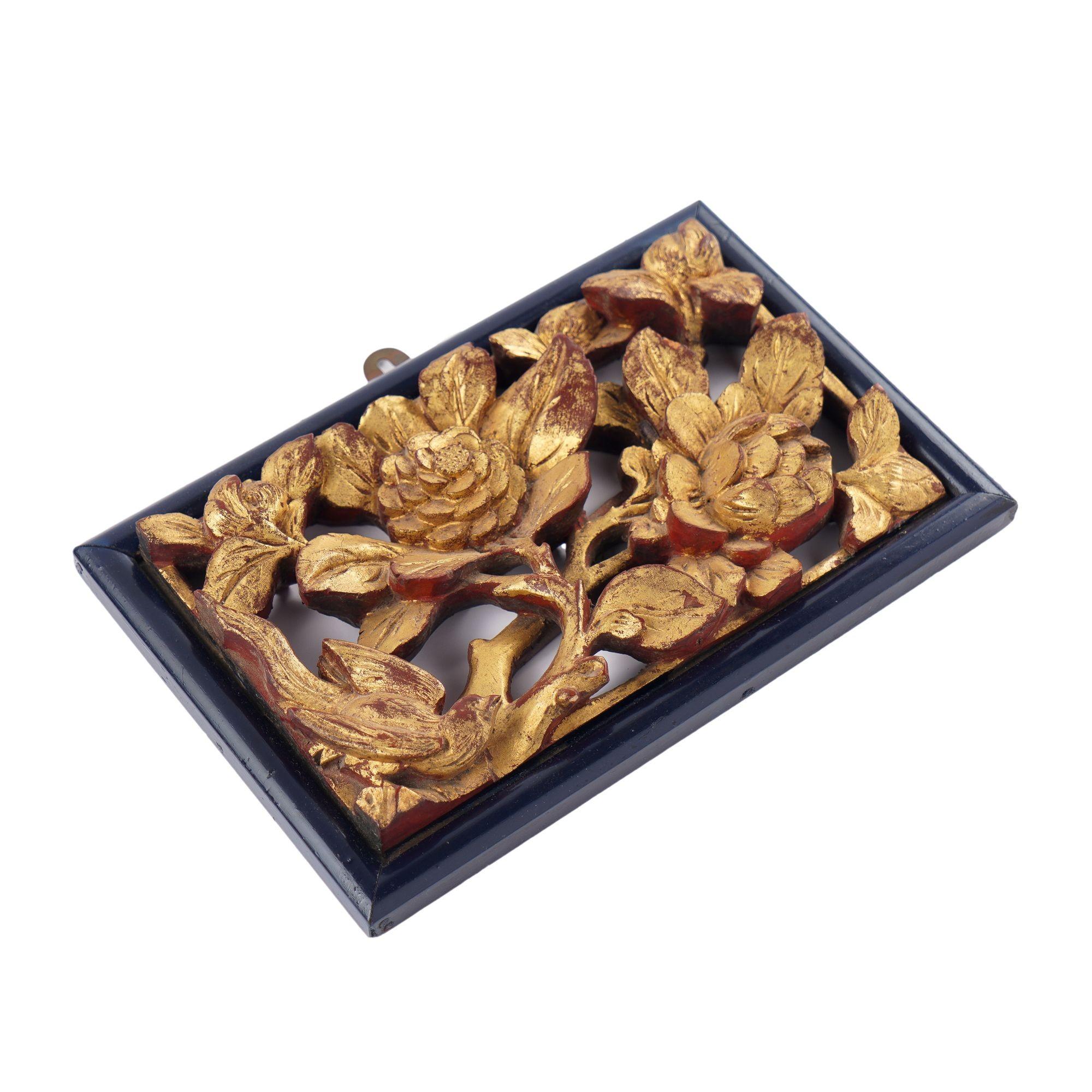 19th Century Chinese carved & pierced gilt wood plaque, c. 1800's For Sale
