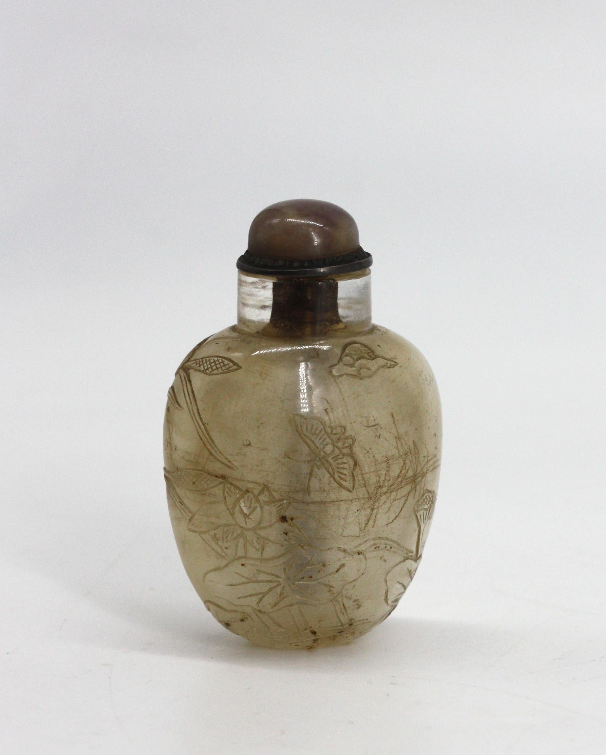 Snuff bottle cinese in cristallo di rocca intagliato In condizioni buone in vendita a West Palm Beach, FL