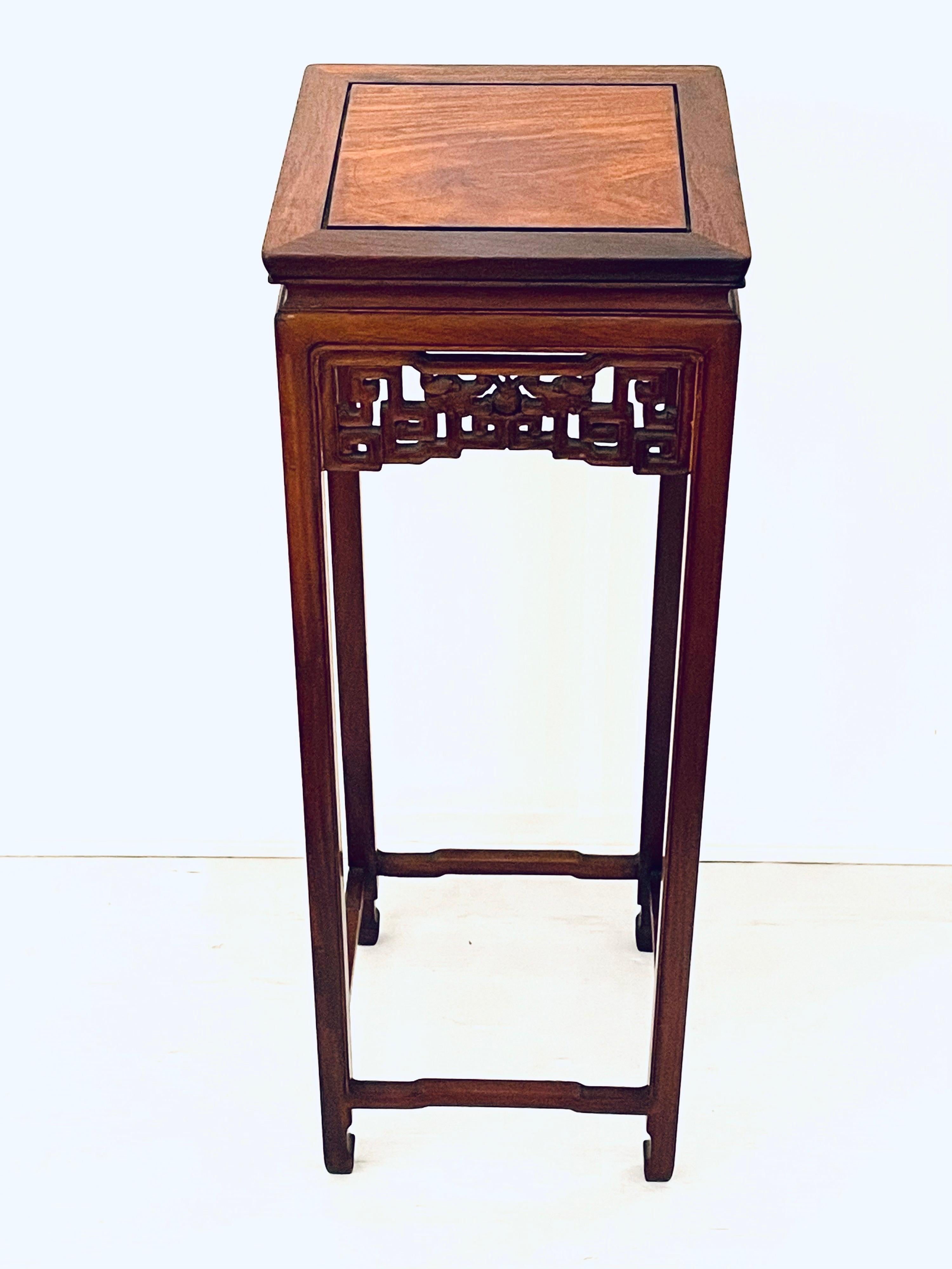 rosewood pedestal stand