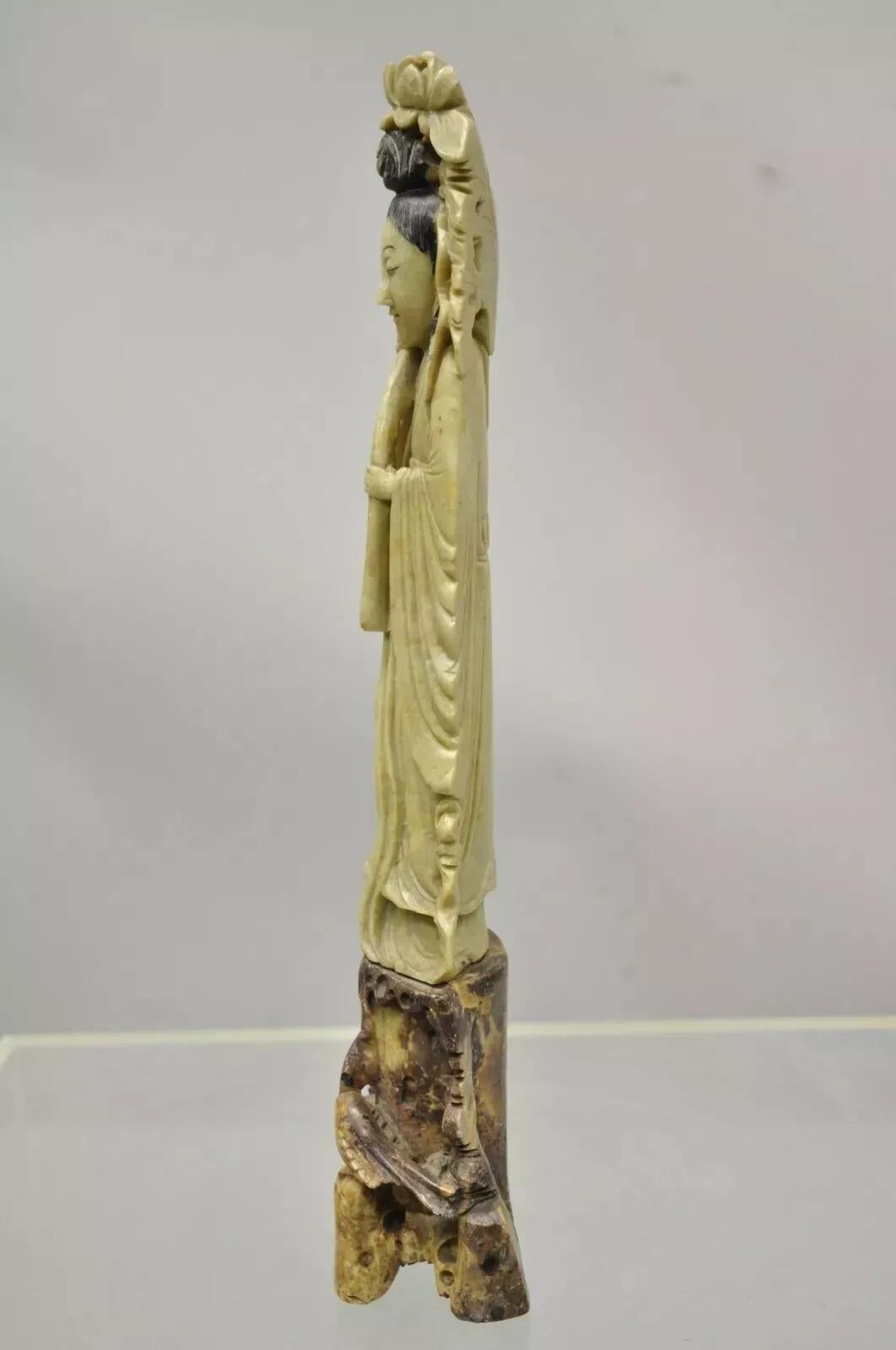 Chinesische geschnitzte Seifenstein-Skulptur Guanyin Kwan Yin 15