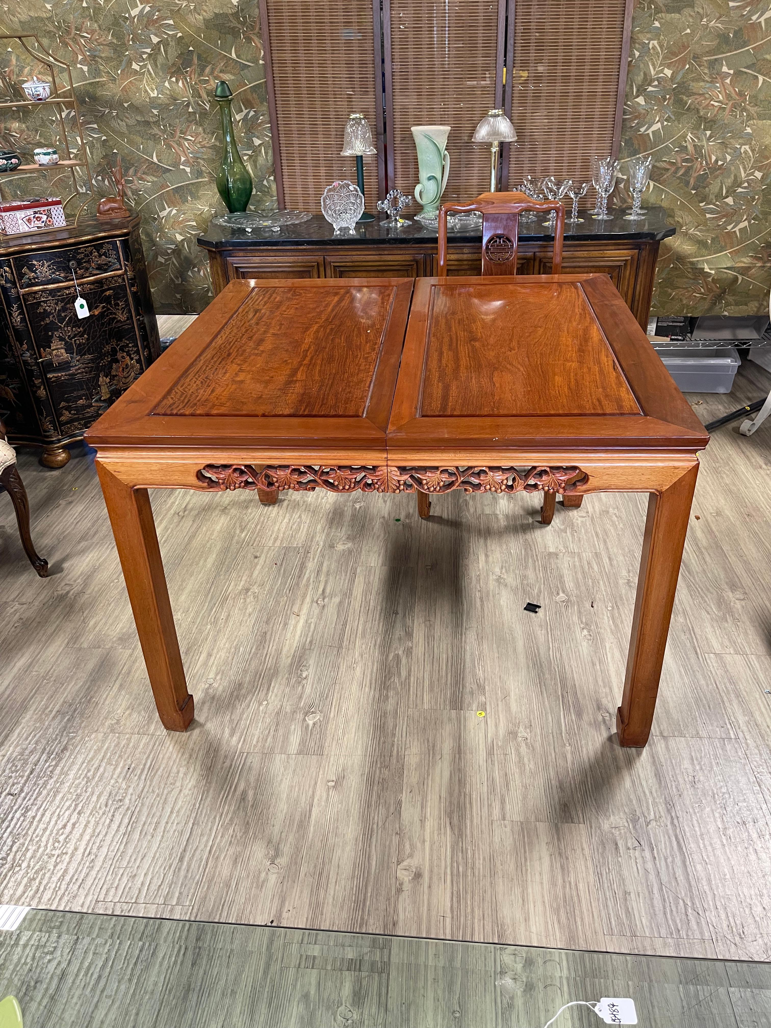 Teck sculpté chinois  Wood Dining Set 7 pcs Extendable en vente 10