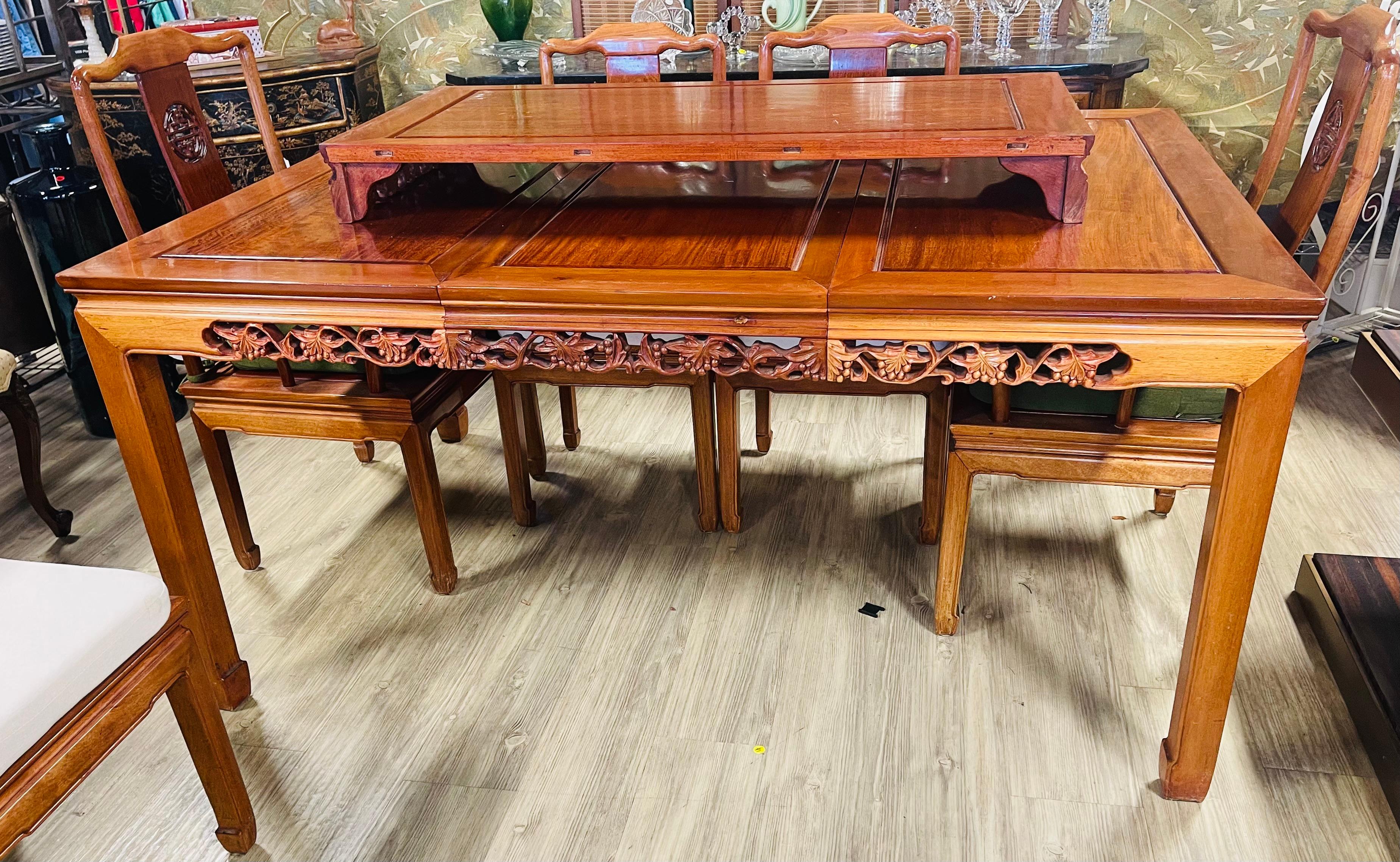 Teck sculpté chinois  Wood Dining Set 7 pcs Extendable en vente 7