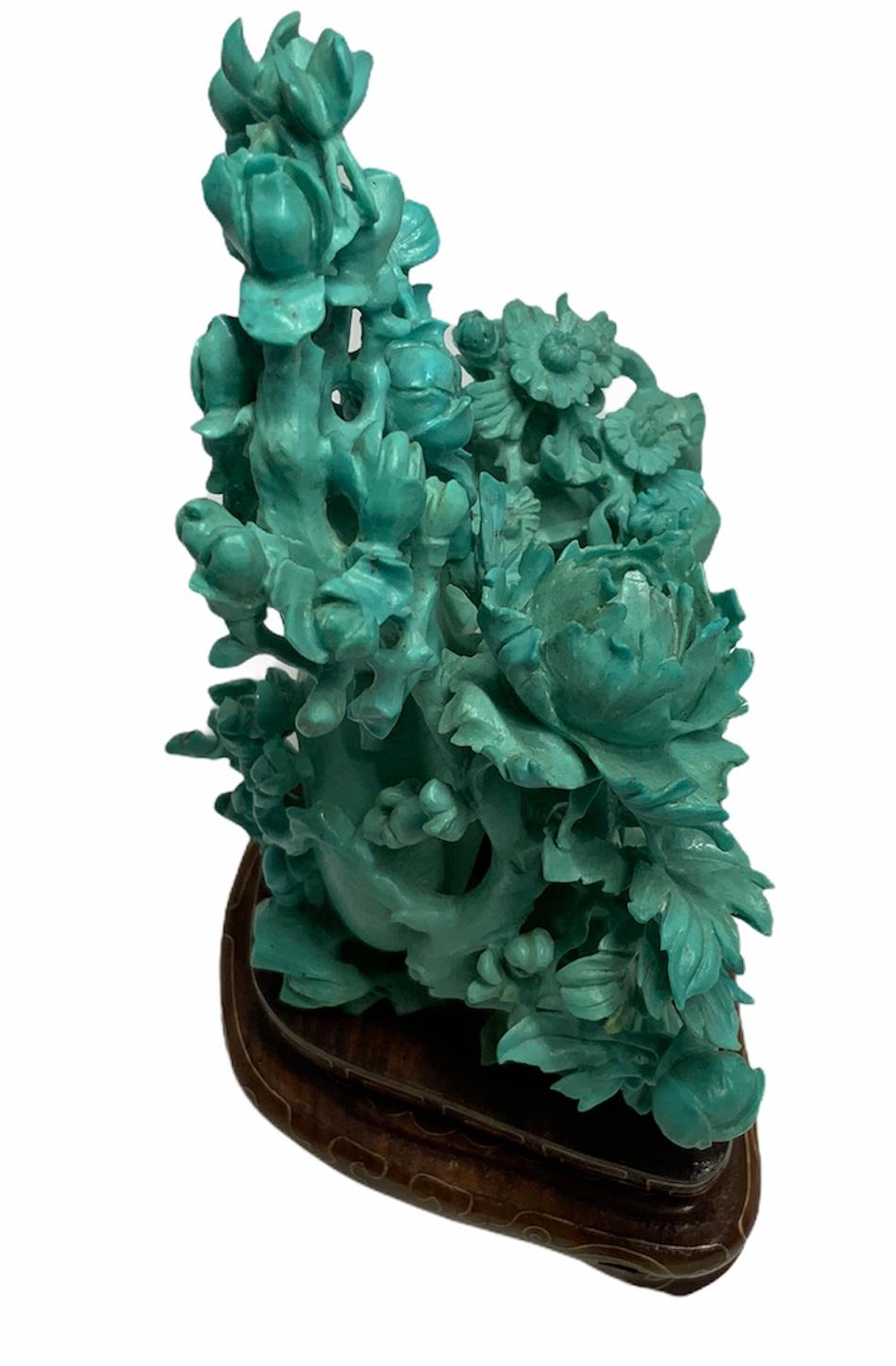 Chinese Carved Turquoise Vase and Flowers Table Decor In Good Condition In Guaynabo, PR