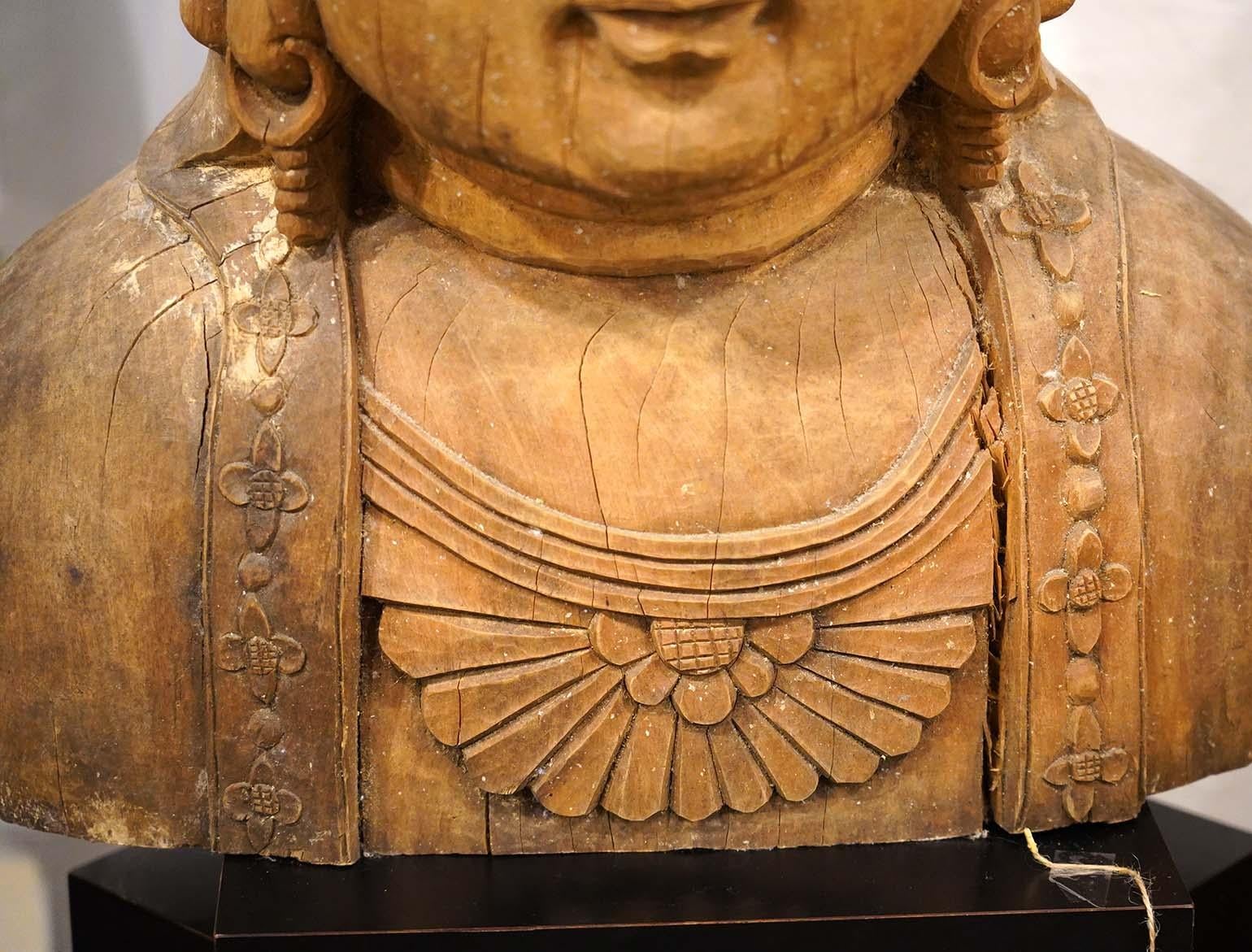 Ming Chinese Carved Wood Bust of Guan Yin the Bodhisattva of Compassion, 20th C.