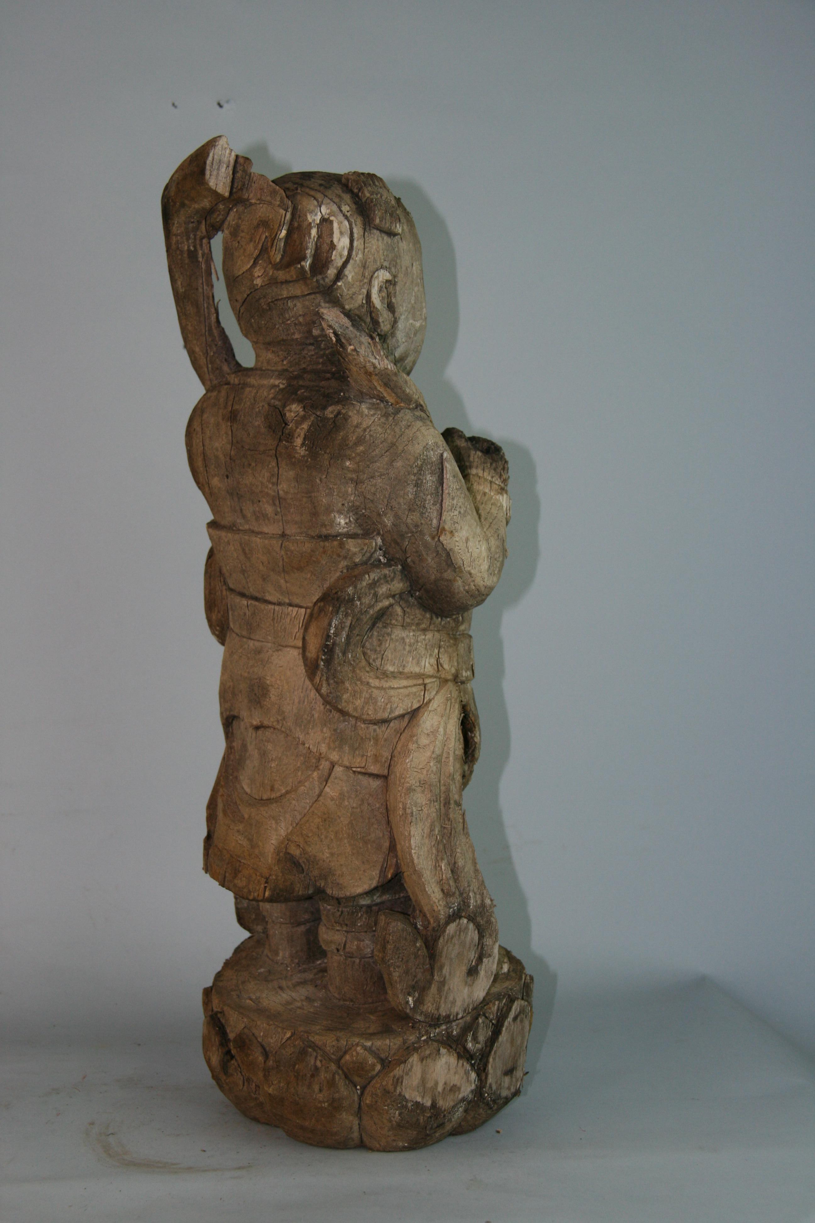 Japanese  Carved Wood Sculpture 19th Century For Sale 6