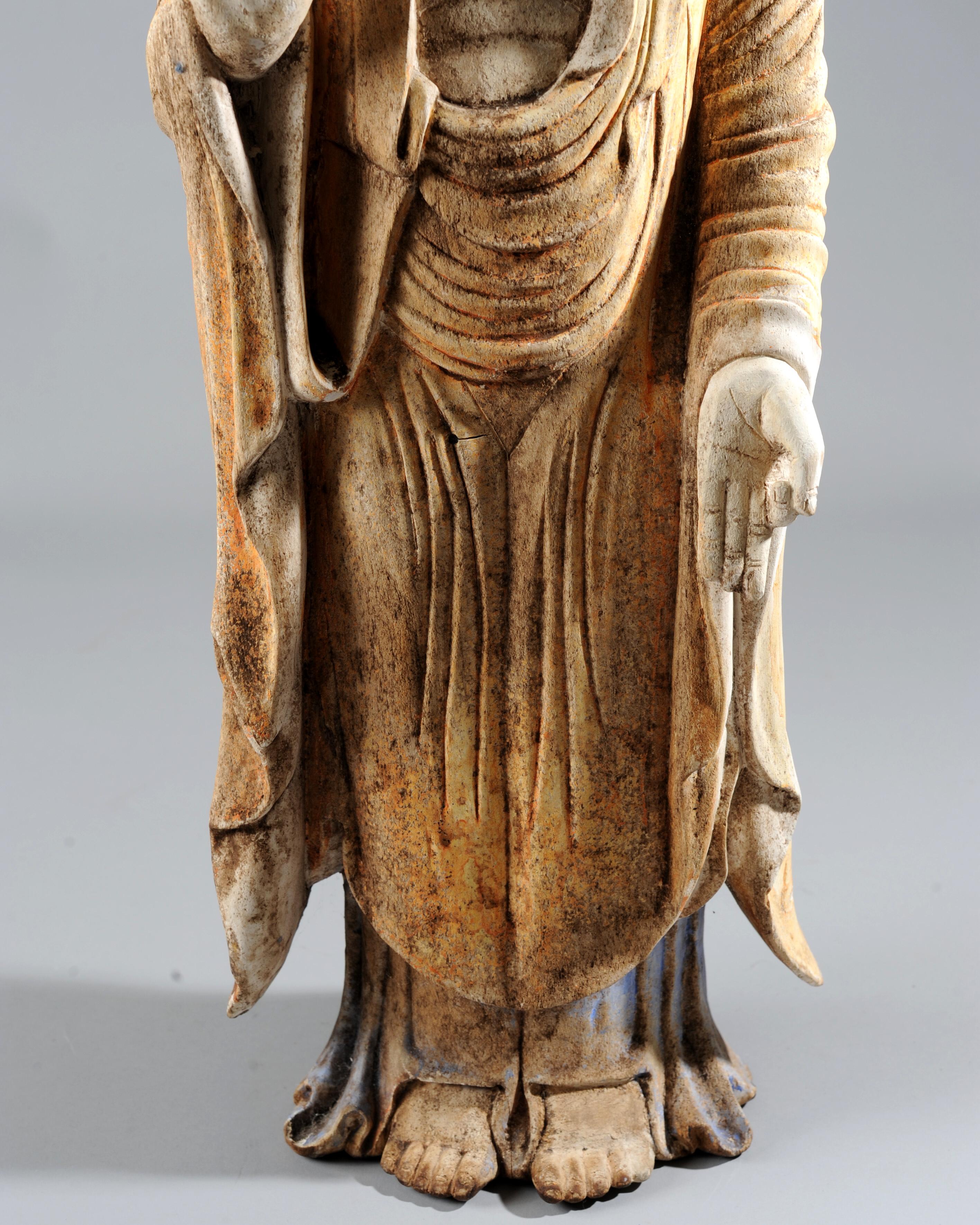 Chinesischer geschnitzter Buddha aus Holz im Ming-Stil im Zustand „Gut“ im Angebot in Atlanta, GA