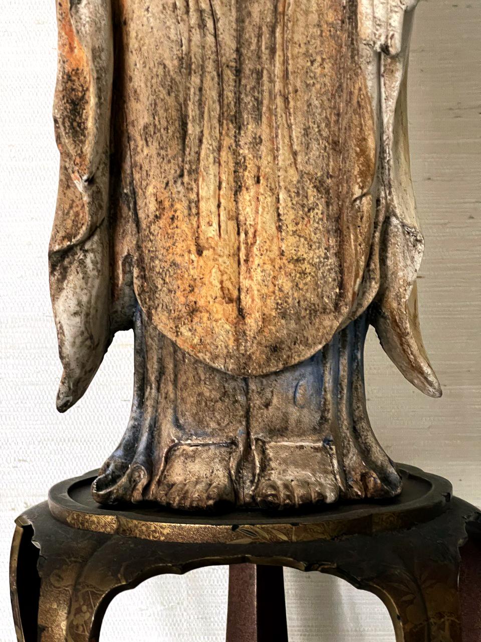 19th Century Chinese Carved Wood Teaching Buddha in Ming Style For Sale