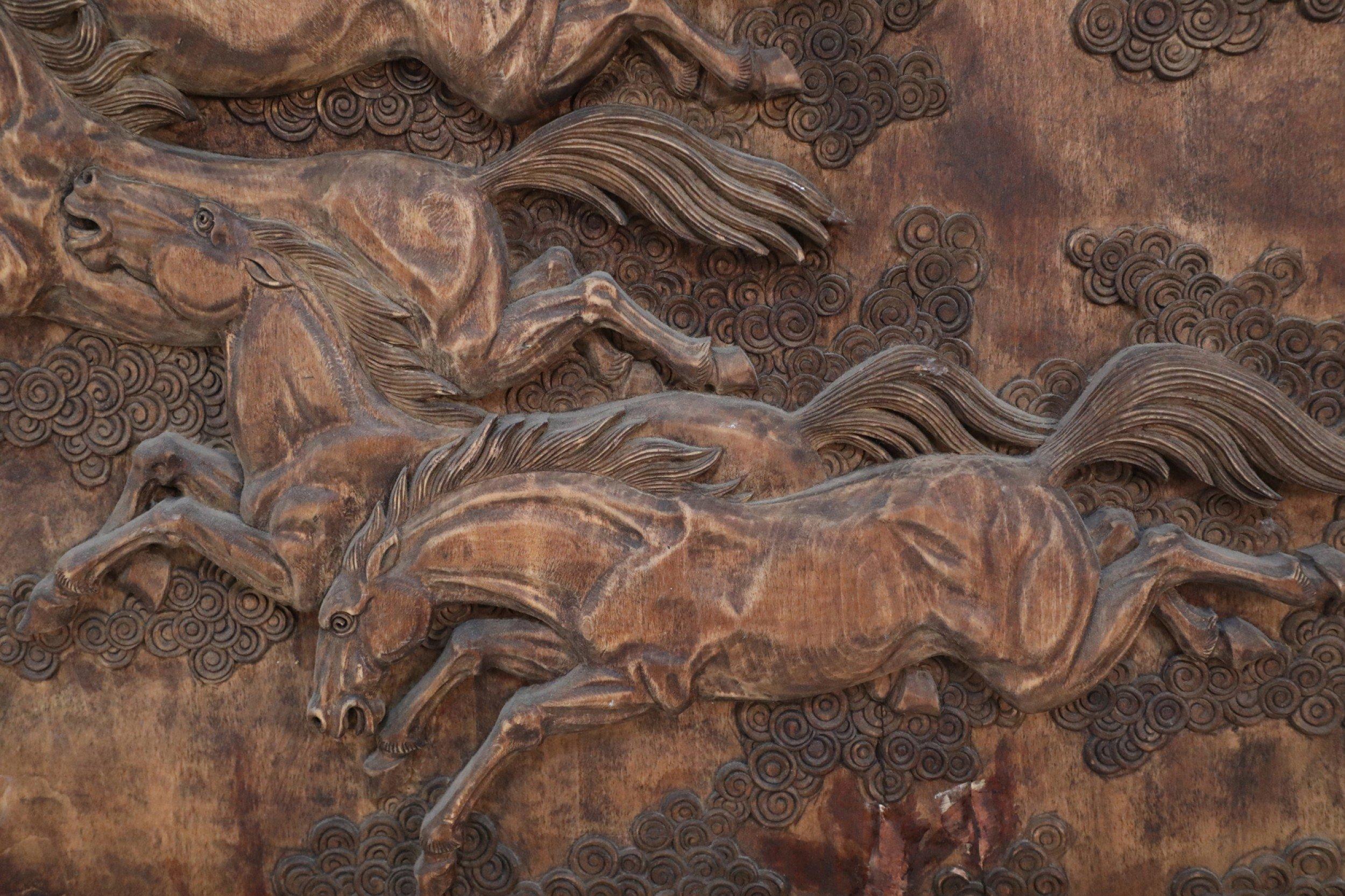 Chinese Export Chinese Carved Wooden Wall Plaque Depicting Riders on Horseback For Sale