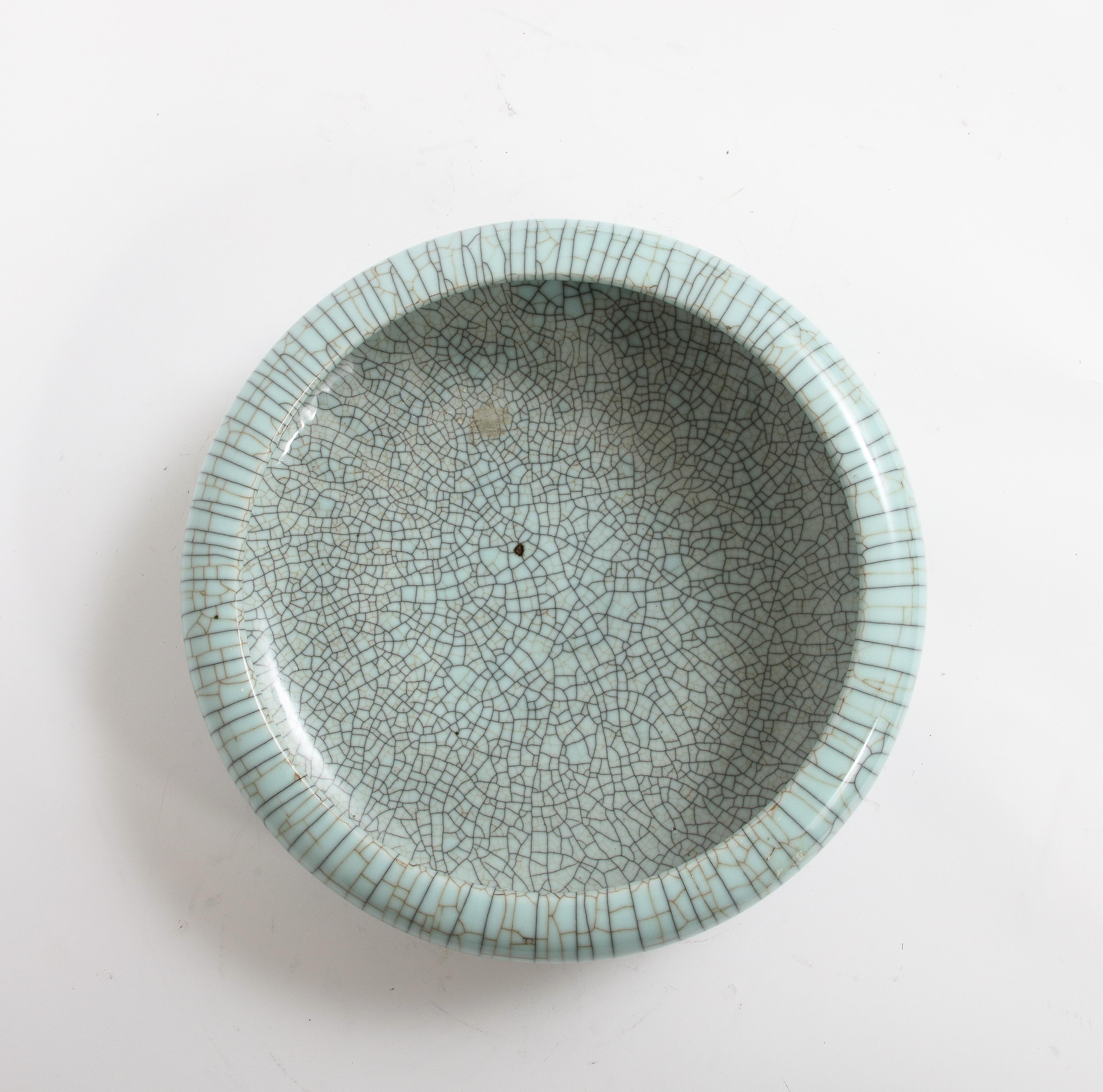 Chinese Celadon Crackle Porcelain Bowl / Centerpiece In Good Condition For Sale In New York, NY
