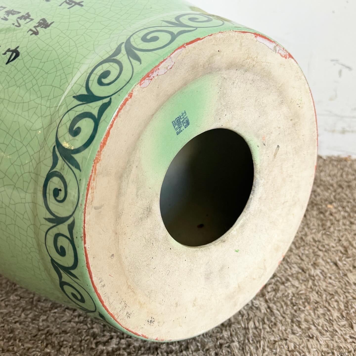 Tabouret de jardin chinois en porcelaine émaillée céladon Bon état - En vente à Delray Beach, FL