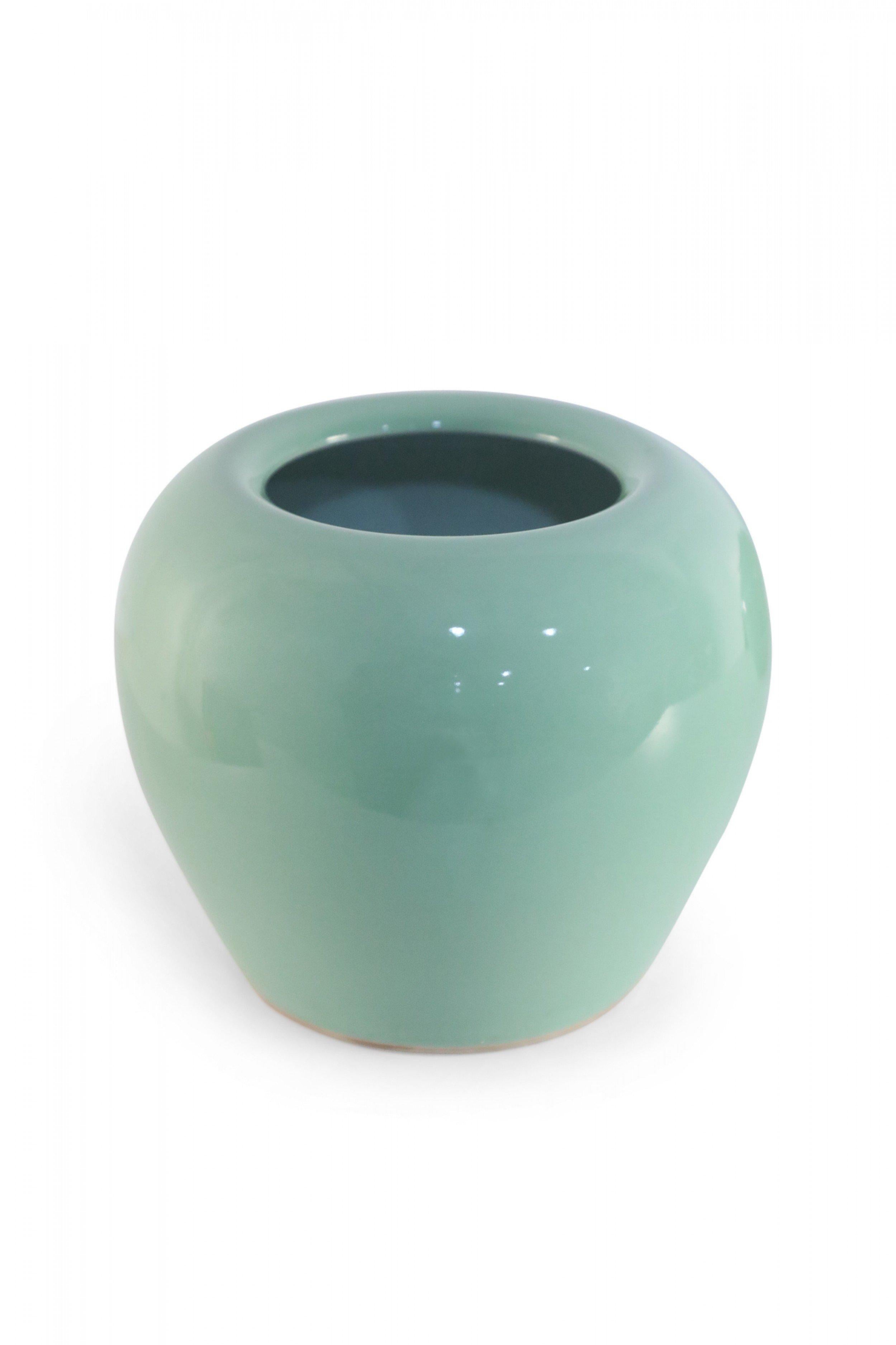 Chinese Export Chinese Celadon Glazed Porcelain Pot For Sale