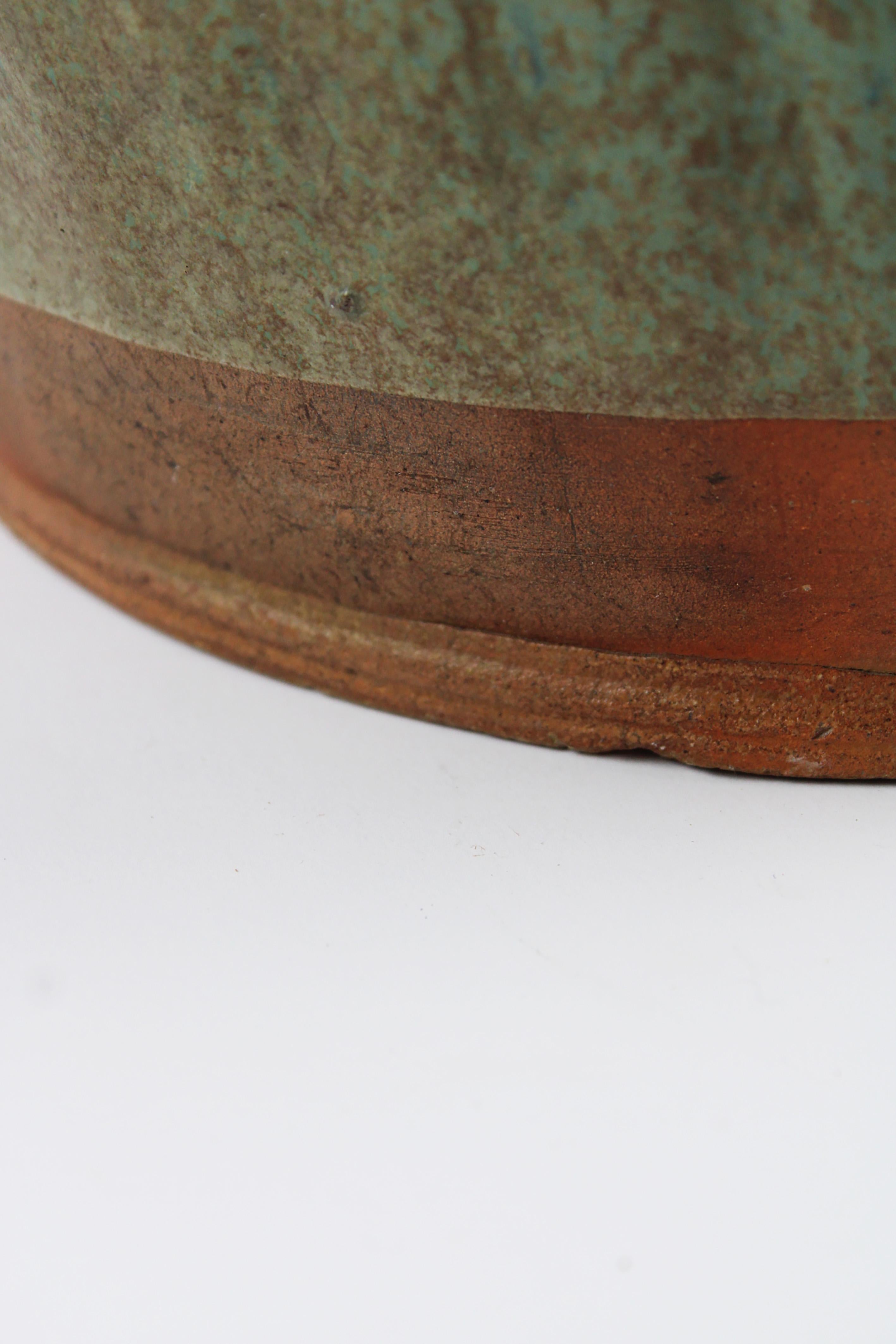 19th century Green Celadon Ginger Jar fluted glazed stoneware Longquan China In Good Condition For Sale In Antwerpen, BE