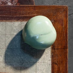 Chinesische Celadon-Lack-Pfirsichdose, 19. Jahrhundert