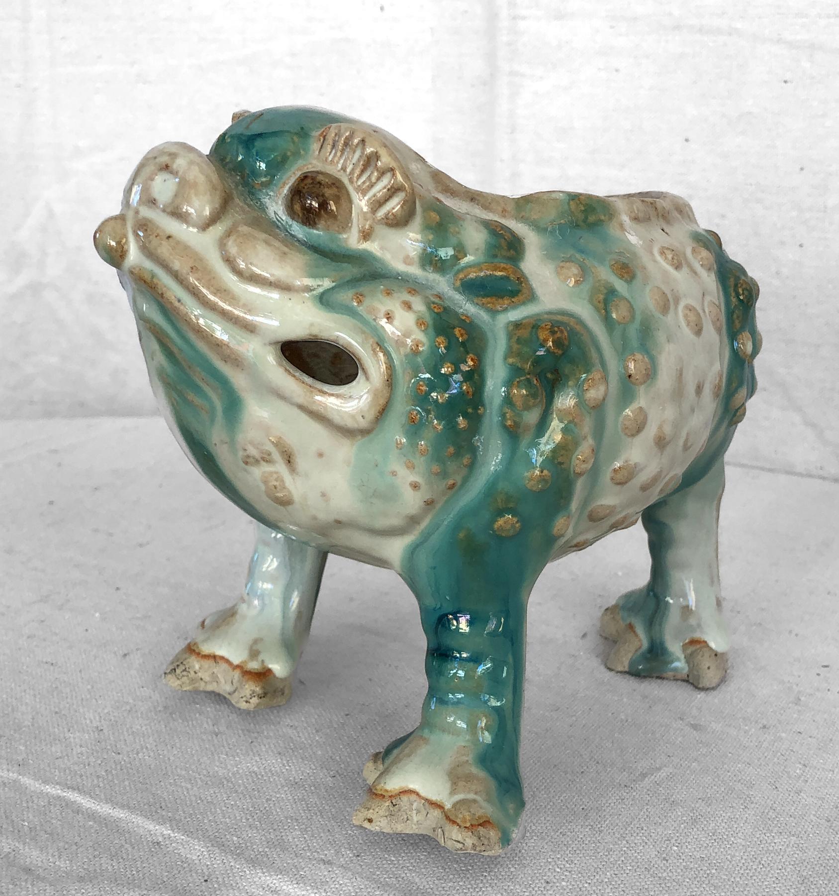 Chinese Ceramic 3 Leg Cash Toad, circa 1900 In Good Condition For Sale In San Francisco, CA