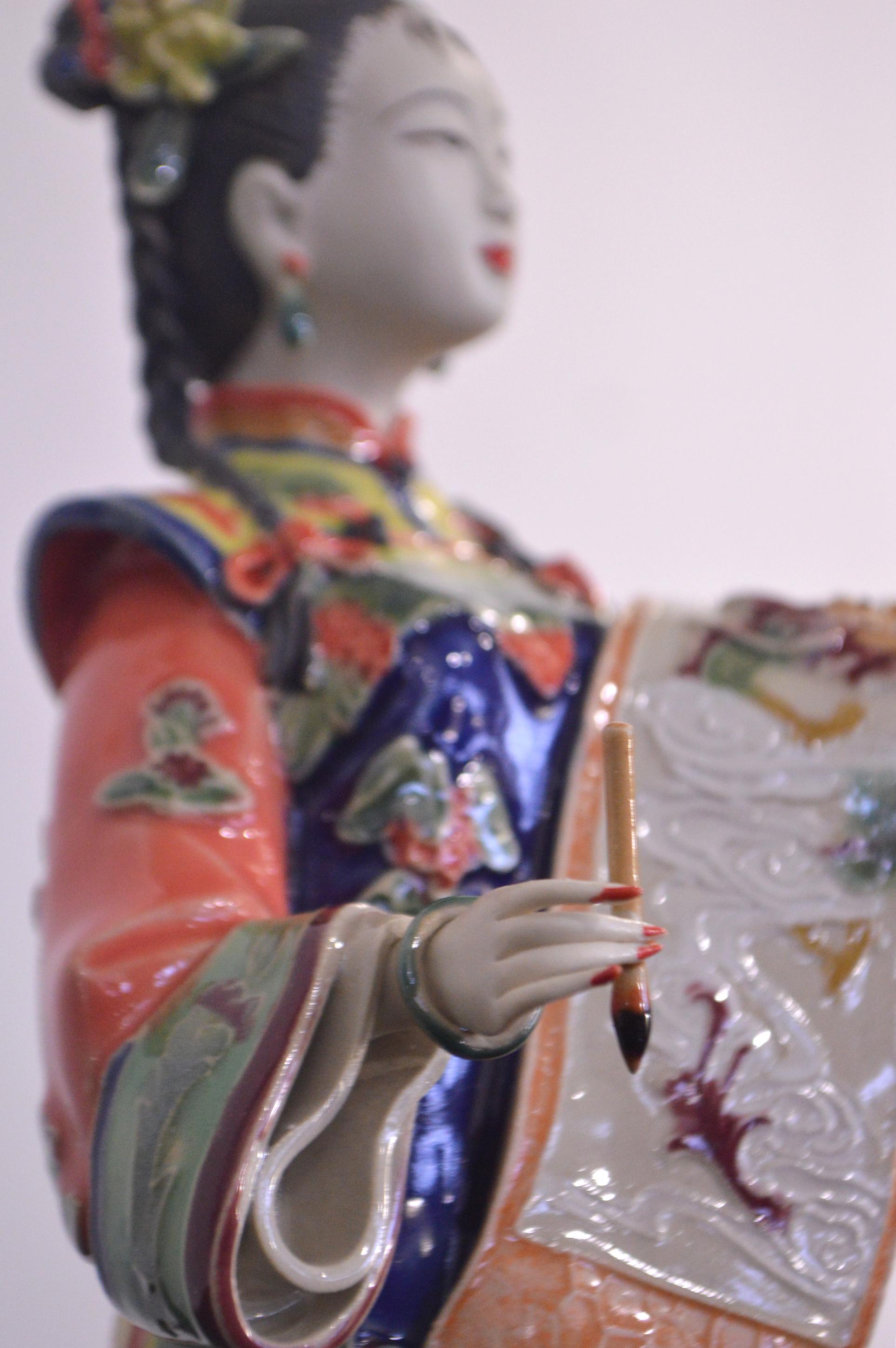 Hand-Painted Chinese Ceramic Court Lady Statuette Hand-Crafted For Sale