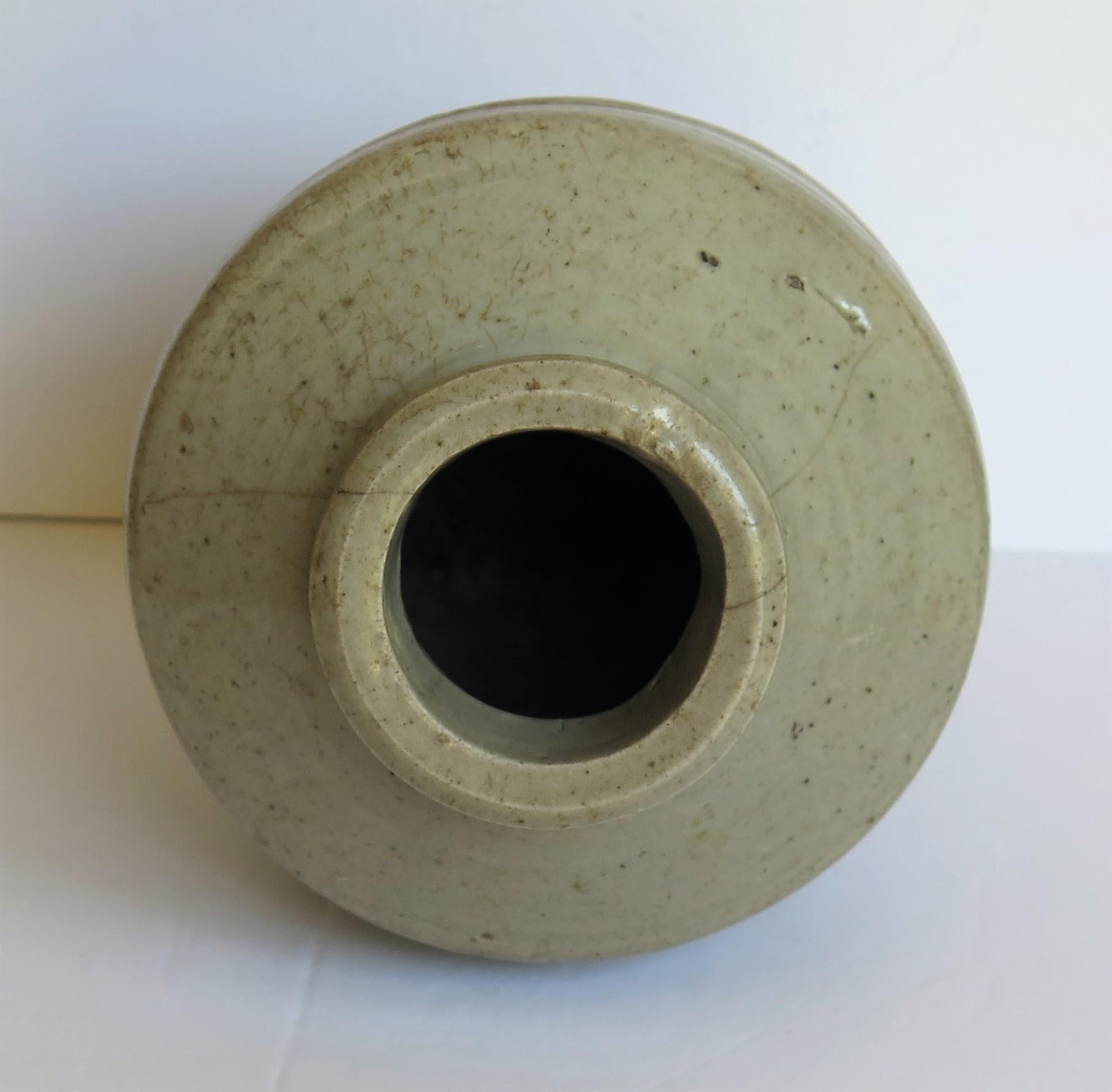 Chinese Ceramic Ming Yao Jar or Vase Celadon Glaze, Early 17th Century 4