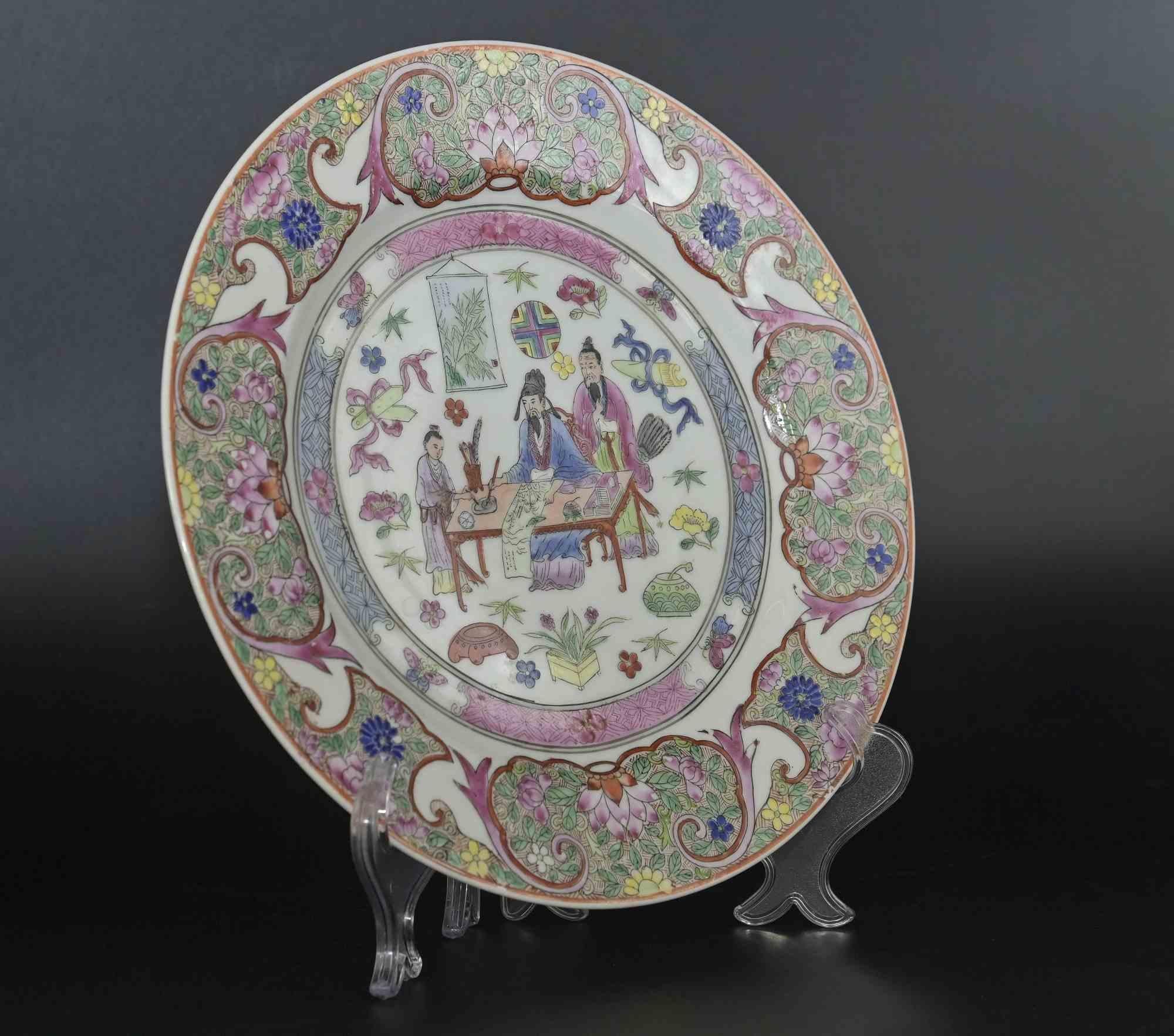 Chinese Ceramic Plate, Early 20th Century In Good Condition For Sale In Roma, IT