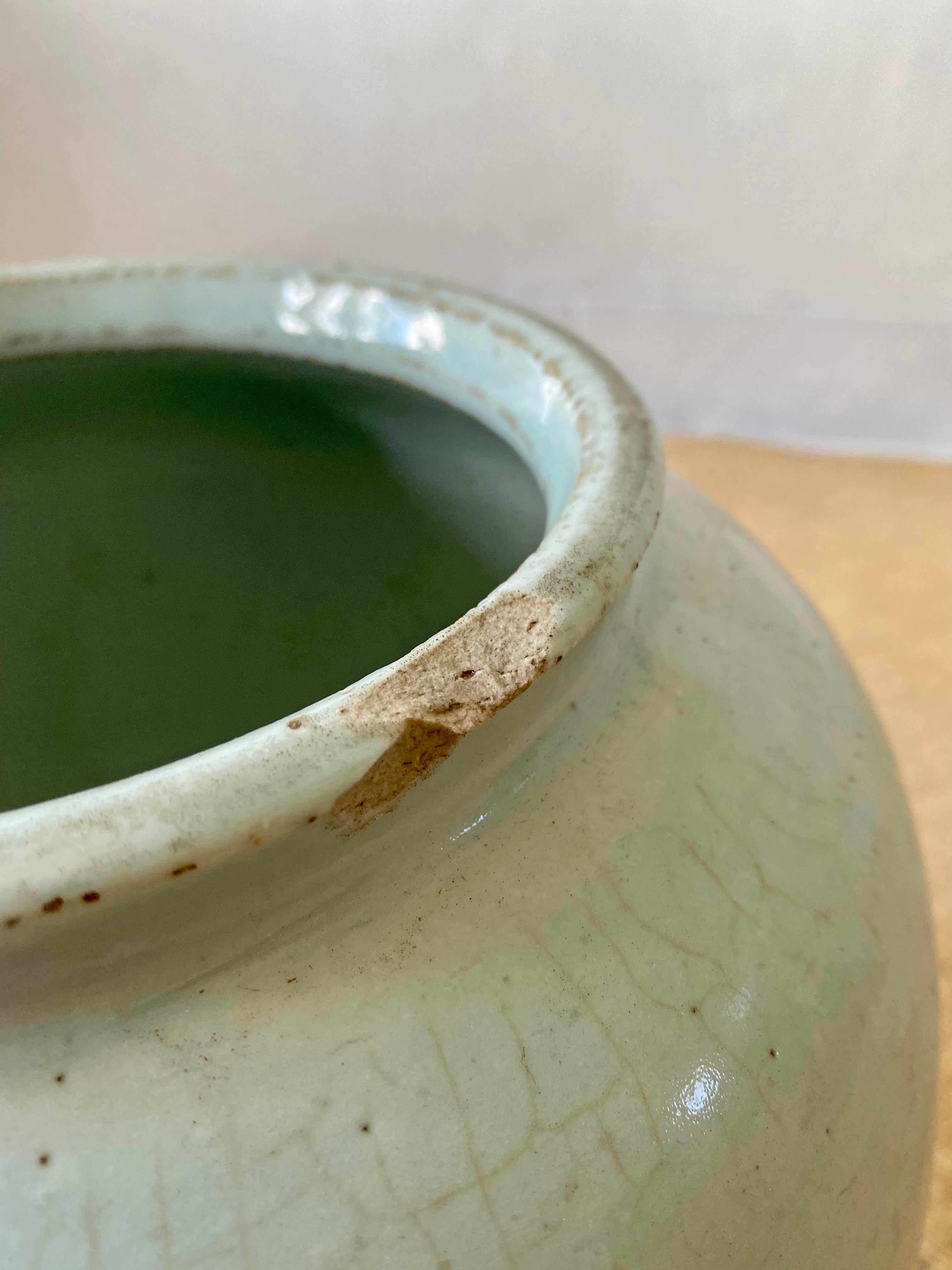 Chinese Ceramic Pot 'Longquan celadon', Early 20th Century In Fair Condition In Jimbaran, Bali