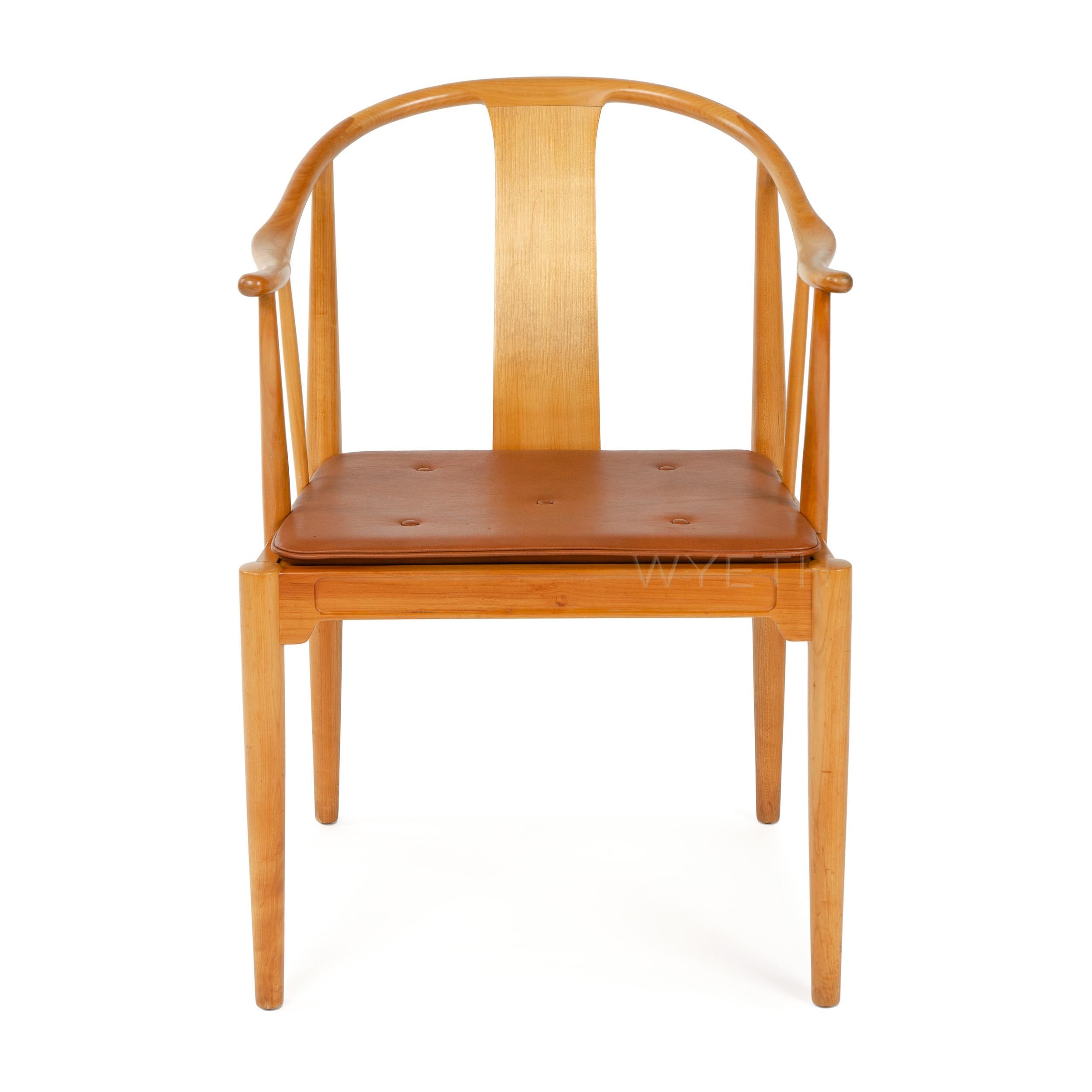 Scandinavo moderno Sedia cinese di Hans J. Wegner per Fritz Hansen, 1943 in vendita