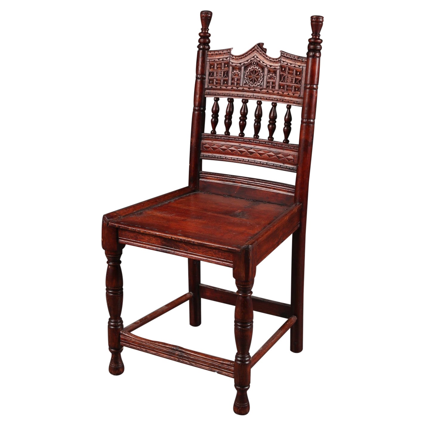 Chaise chinoise en bois dur sculpté
